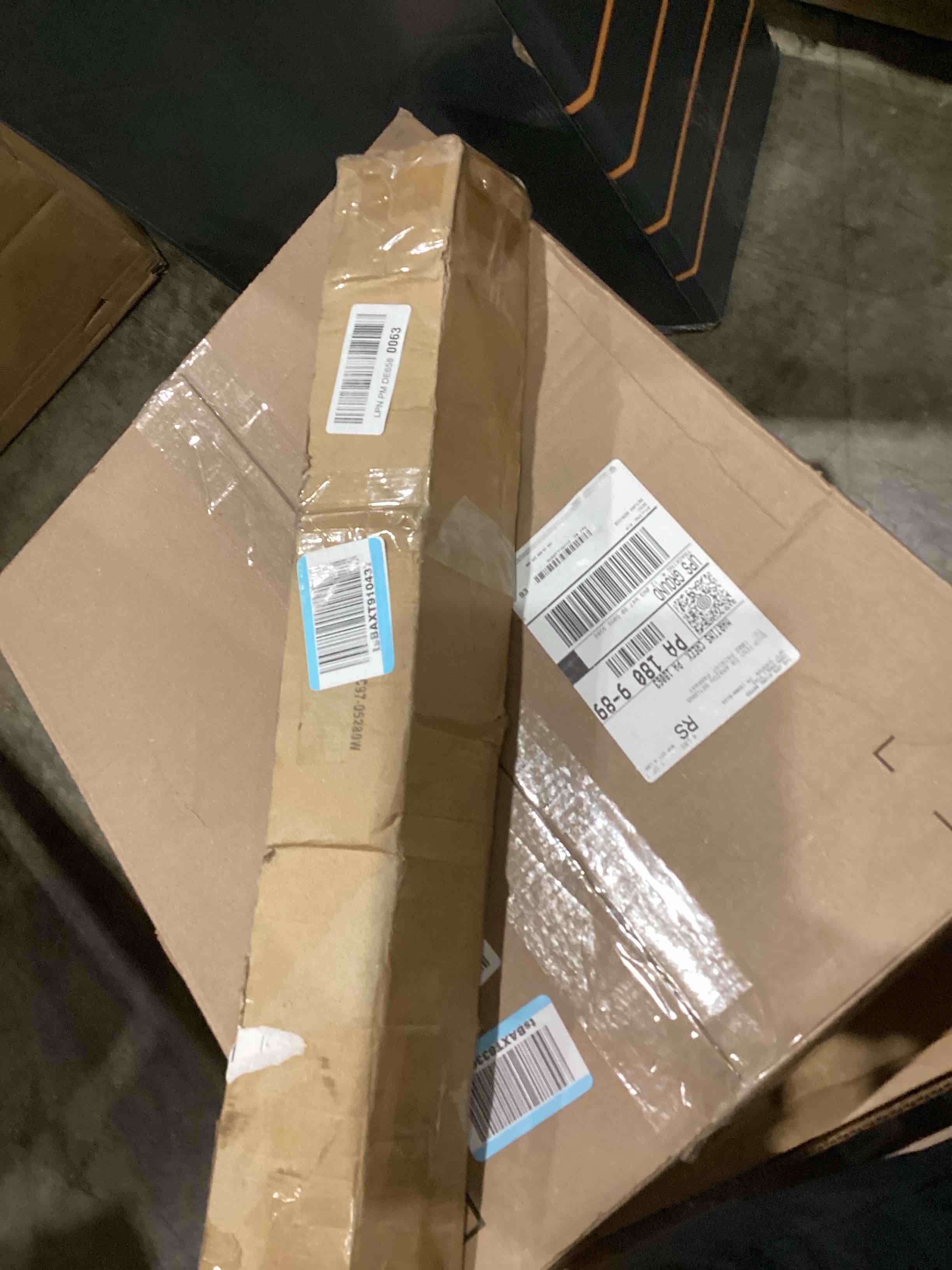 https://s3.amazonaws.com/lotting-images-prod/bidfta/TEA0577201_1738162383126.jpeg