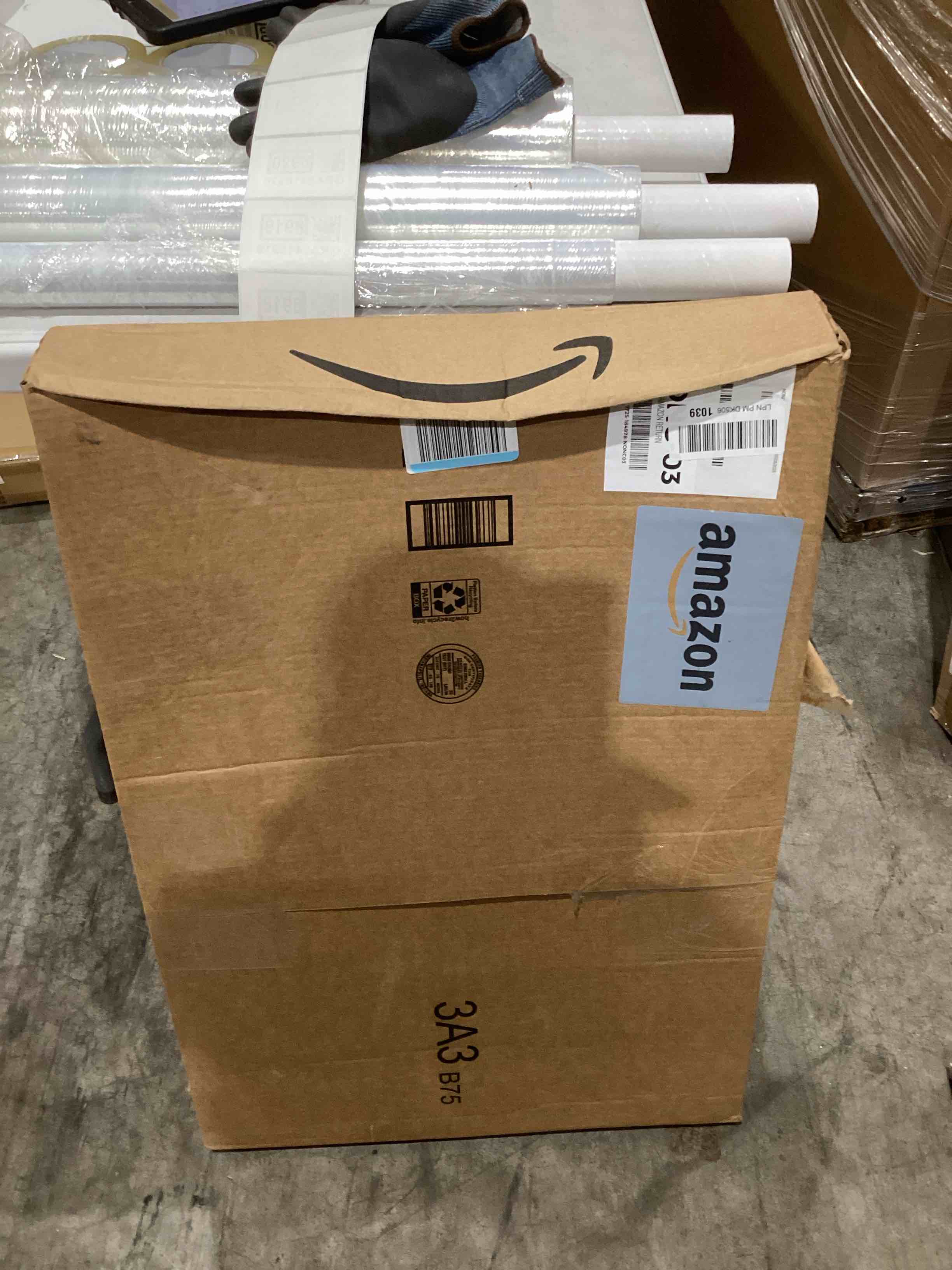 https://s3.amazonaws.com/lotting-images-prod/bidfta/TEA0577219_1738162563422.jpeg
