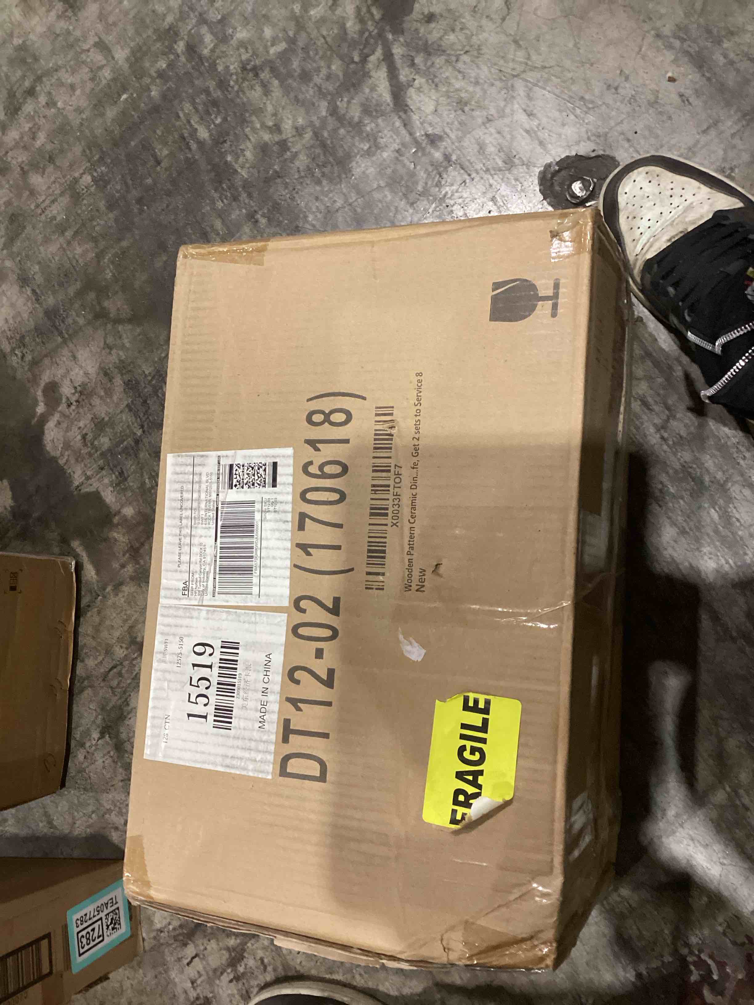 https://s3.amazonaws.com/lotting-images-prod/bidfta/TEA0577282_1737662811342.jpeg