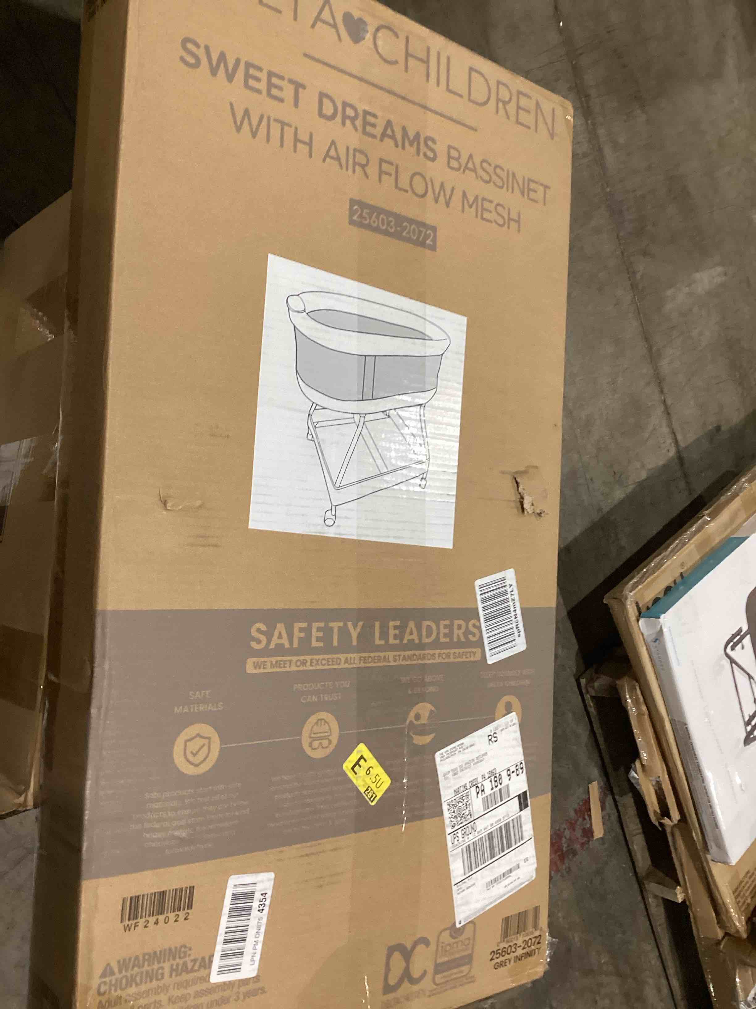 https://s3.amazonaws.com/lotting-images-prod/bidfta/TEA0578393_1737983721556.jpeg