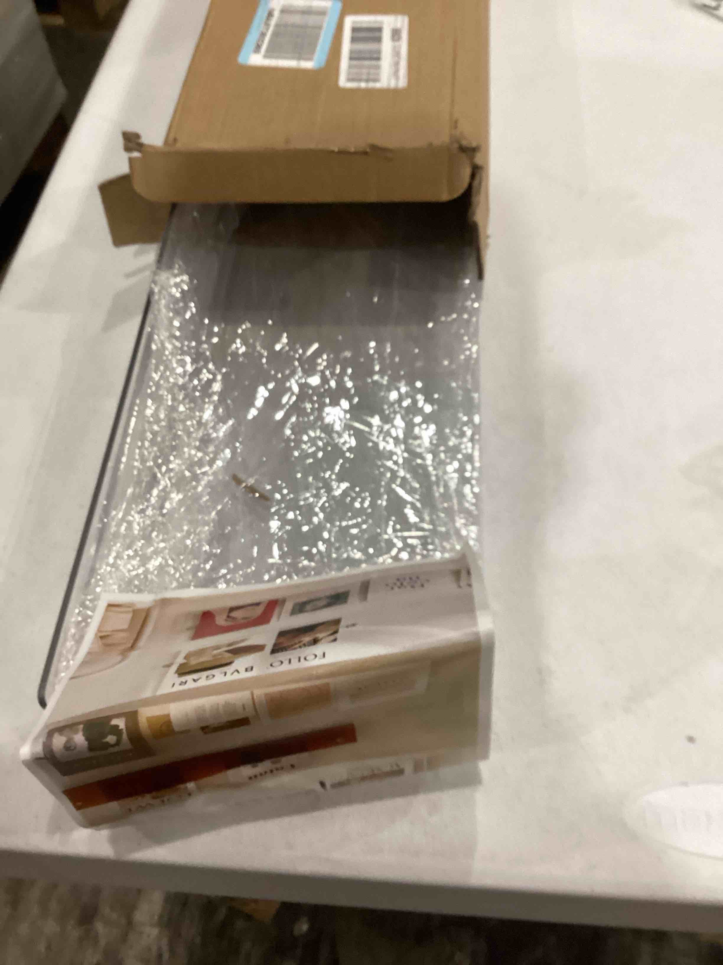 https://s3.amazonaws.com/lotting-images-prod/bidfta/TEA0578971_1736978224843.jpeg