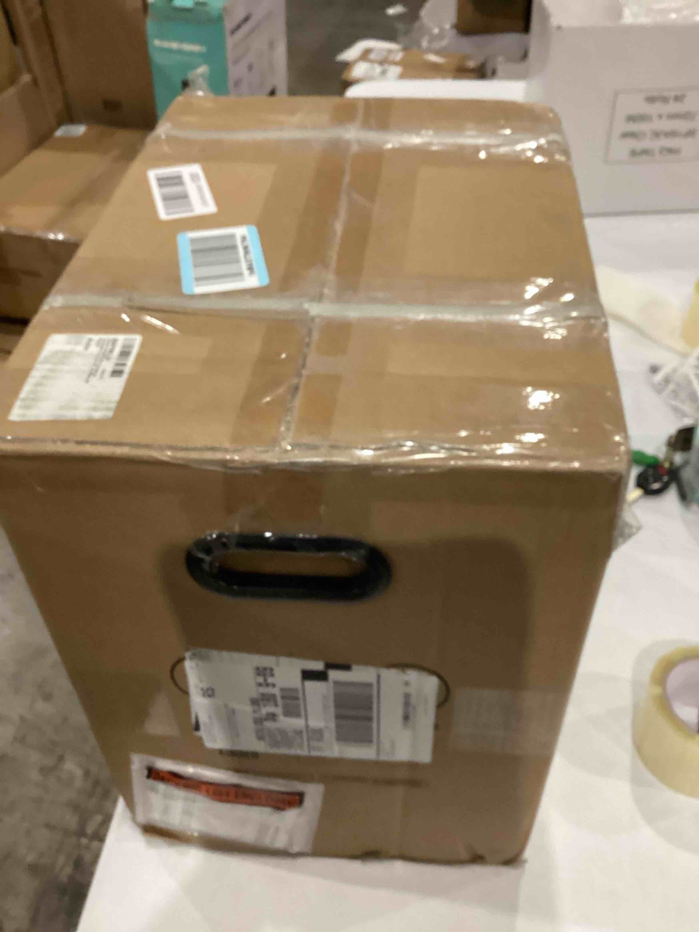 https://s3.amazonaws.com/lotting-images-prod/bidfta/TEA0579038_1736963392172.jpeg