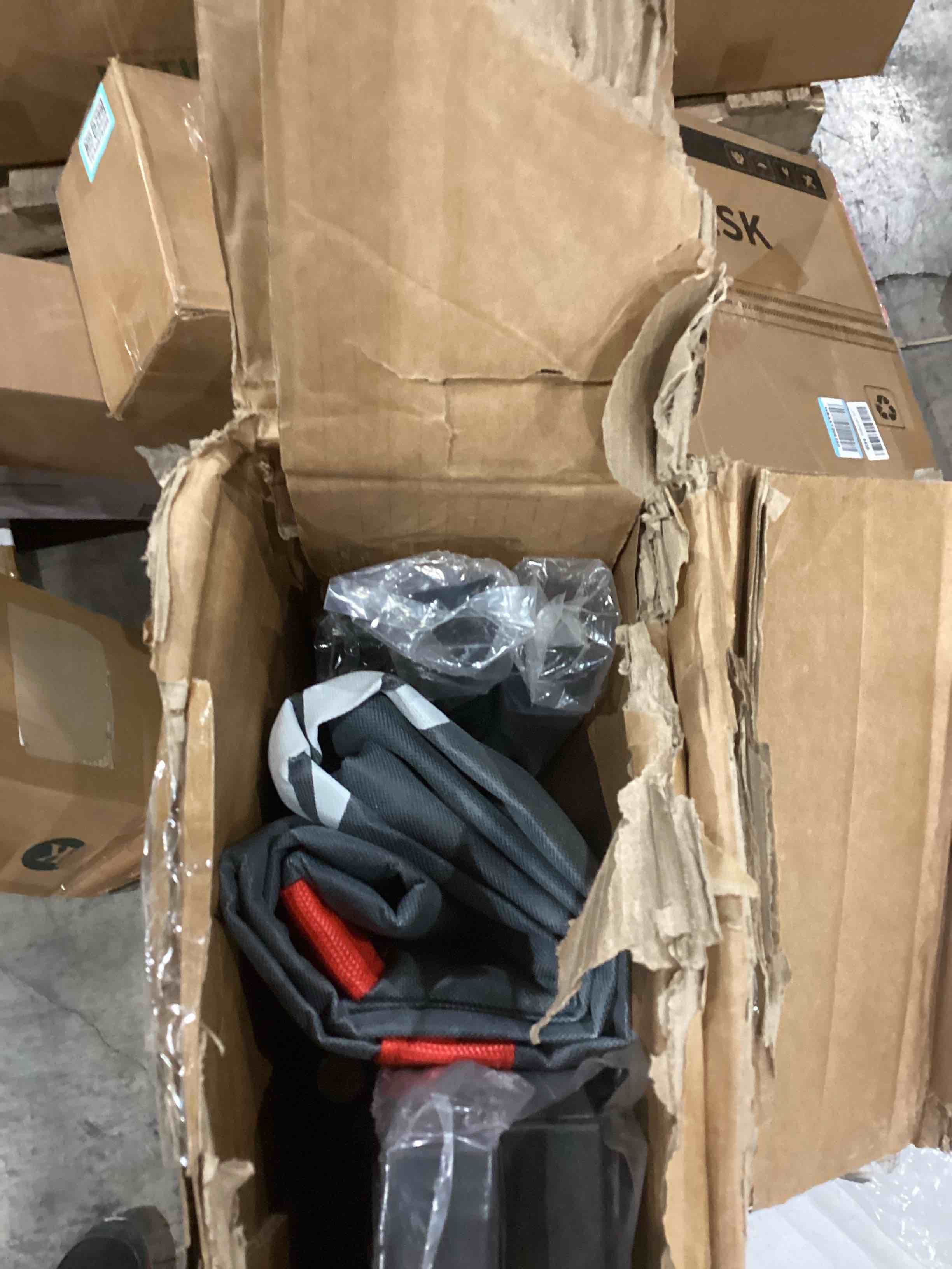 https://s3.amazonaws.com/lotting-images-prod/bidfta/TEA0579294_1736809115134.jpeg