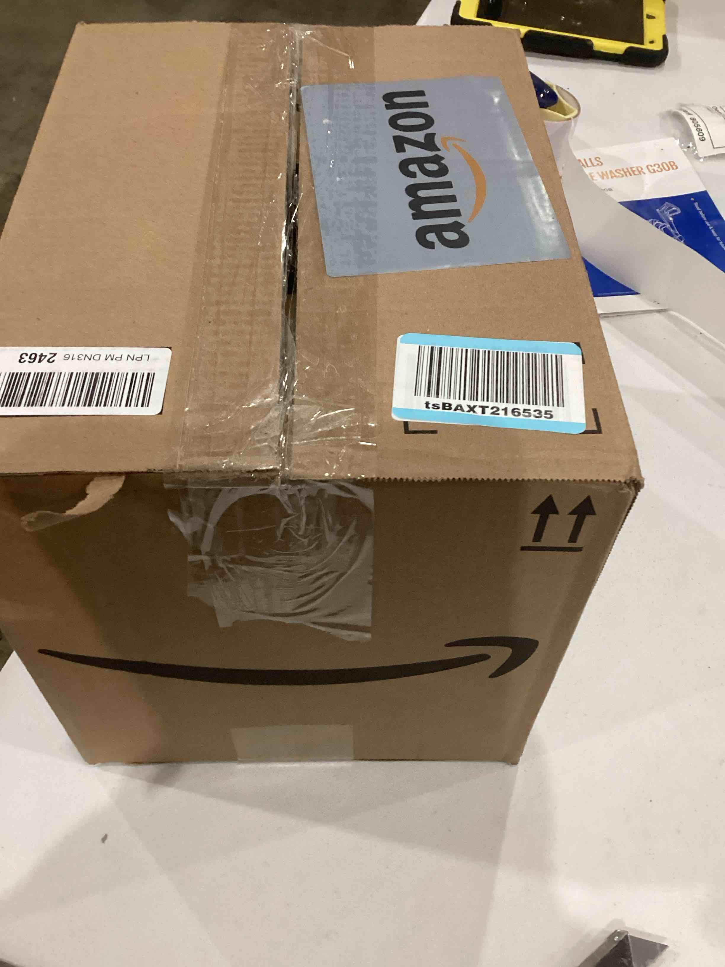 https://s3.amazonaws.com/lotting-images-prod/bidfta/TEA0579328_1736802520363.jpeg
