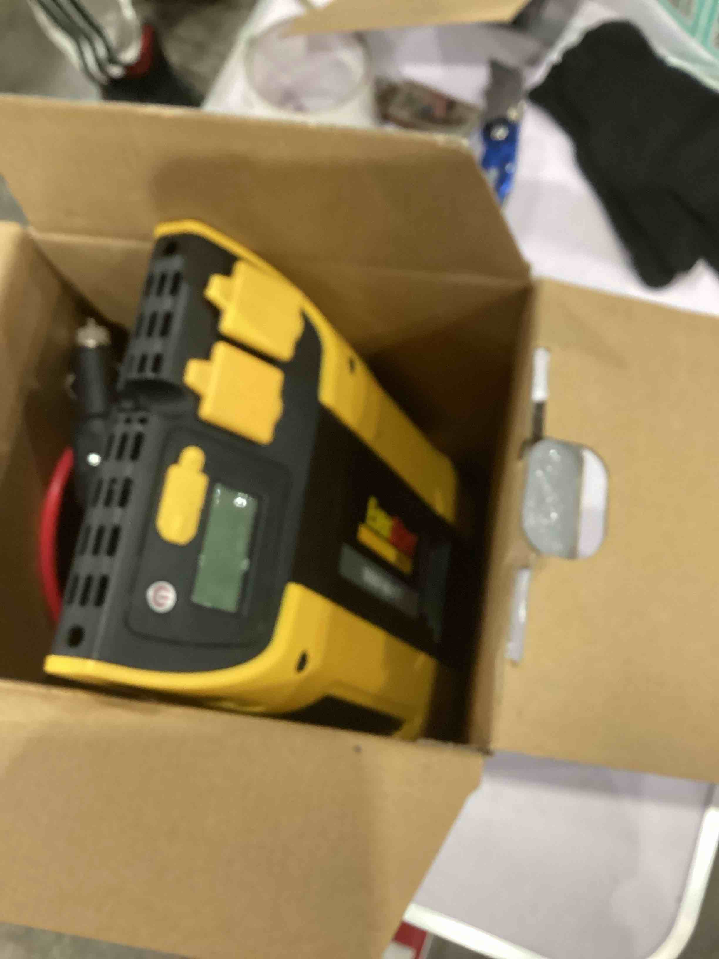 https://s3.amazonaws.com/lotting-images-prod/bidfta/TEA0579718_1736446173693.jpeg
