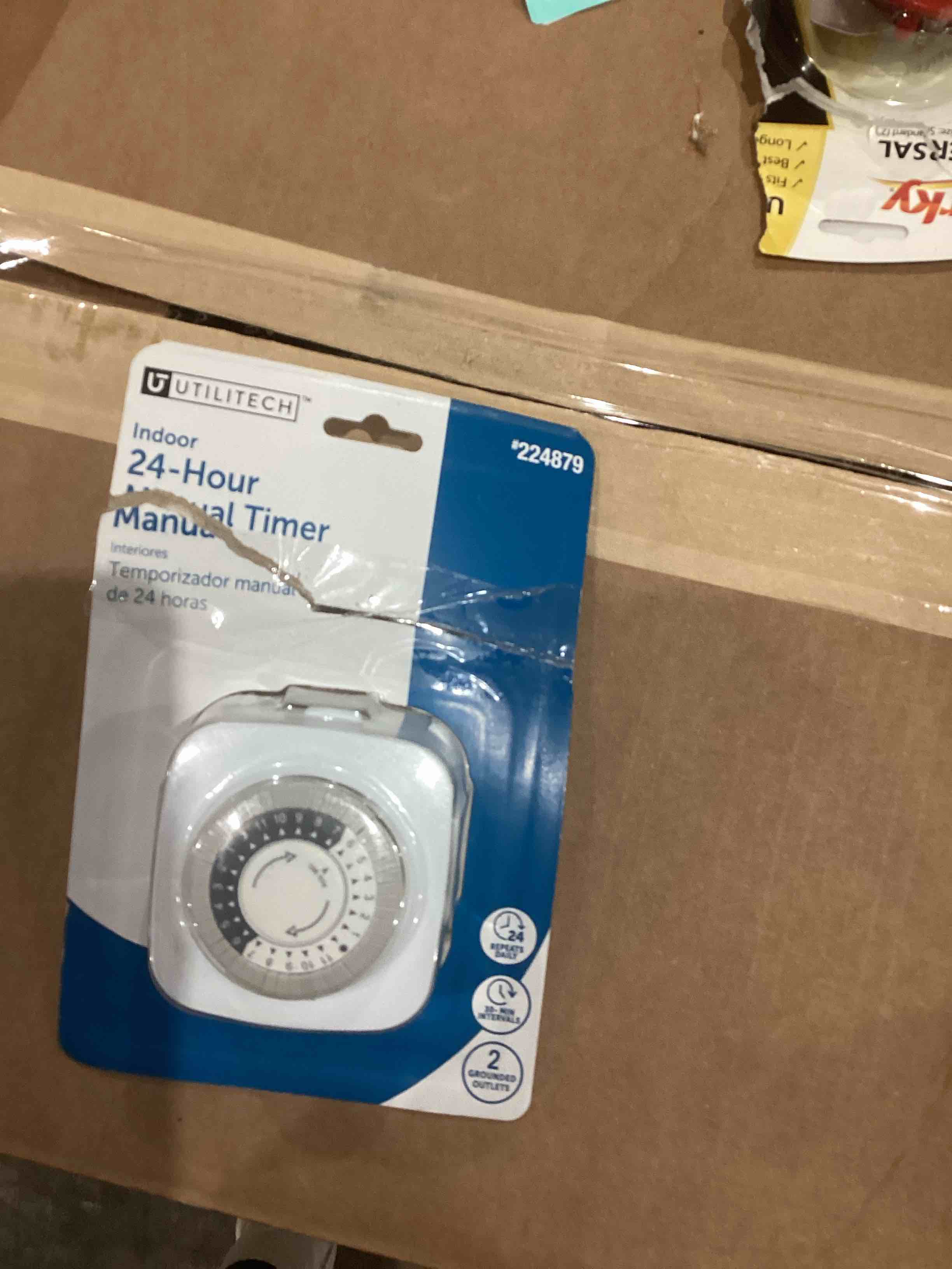 Utilitech indoor 24 hour Manuel timer