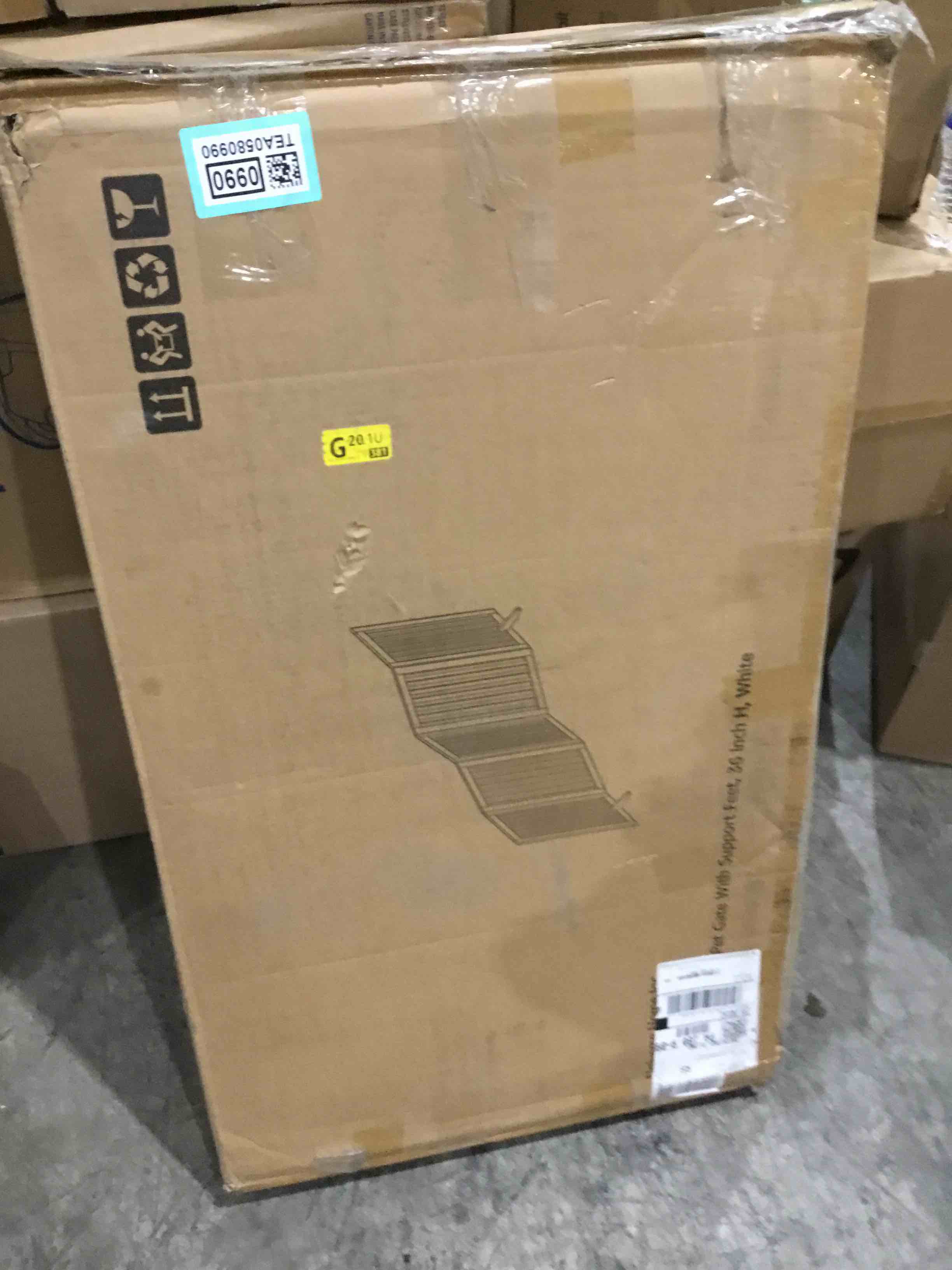 https://s3.amazonaws.com/lotting-images-prod/bidfta/TEA0580990_1738679430972.jpeg