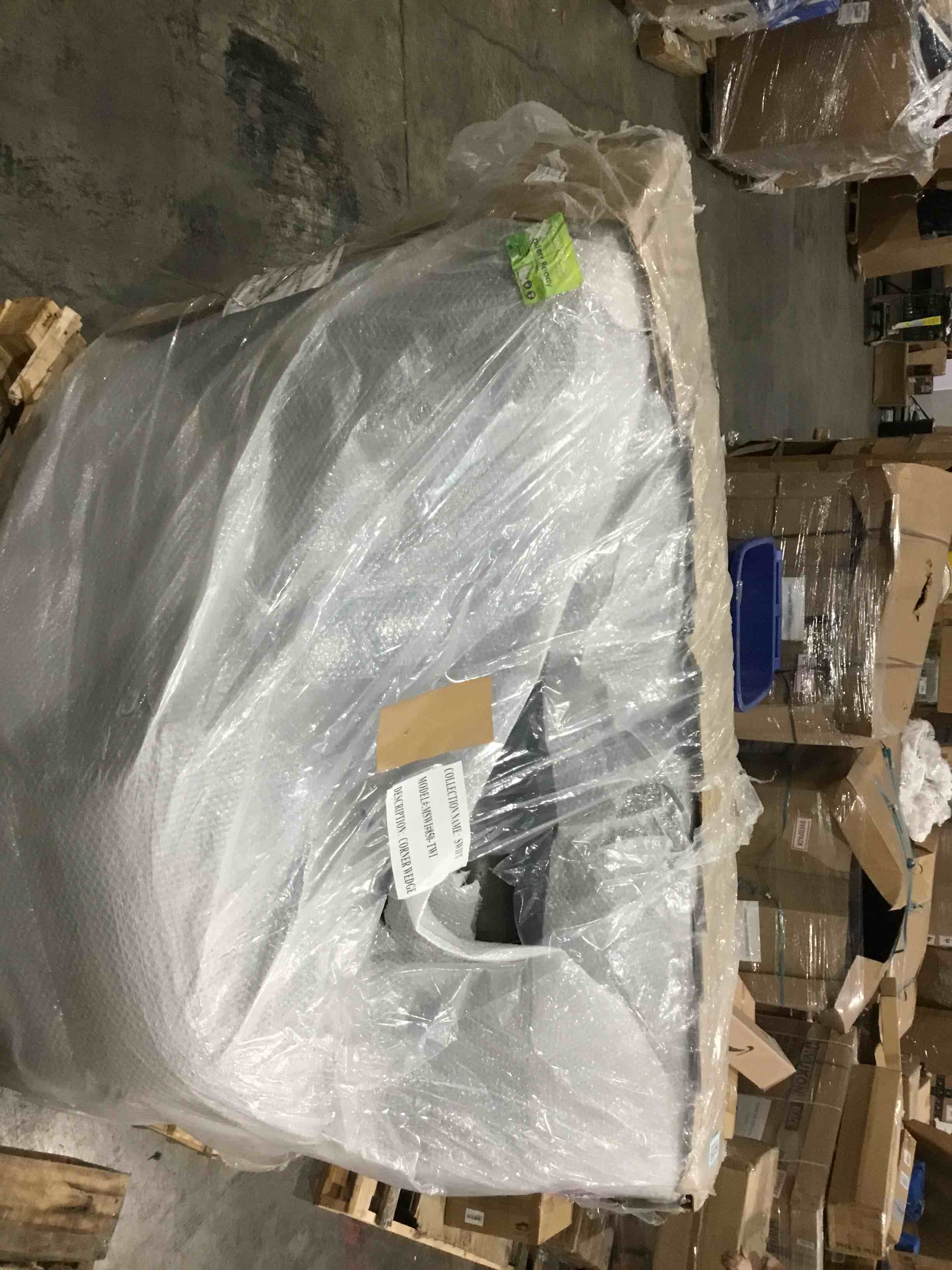 https://s3.amazonaws.com/lotting-images-prod/bidfta/TEA0580992_1738679193351.jpeg
