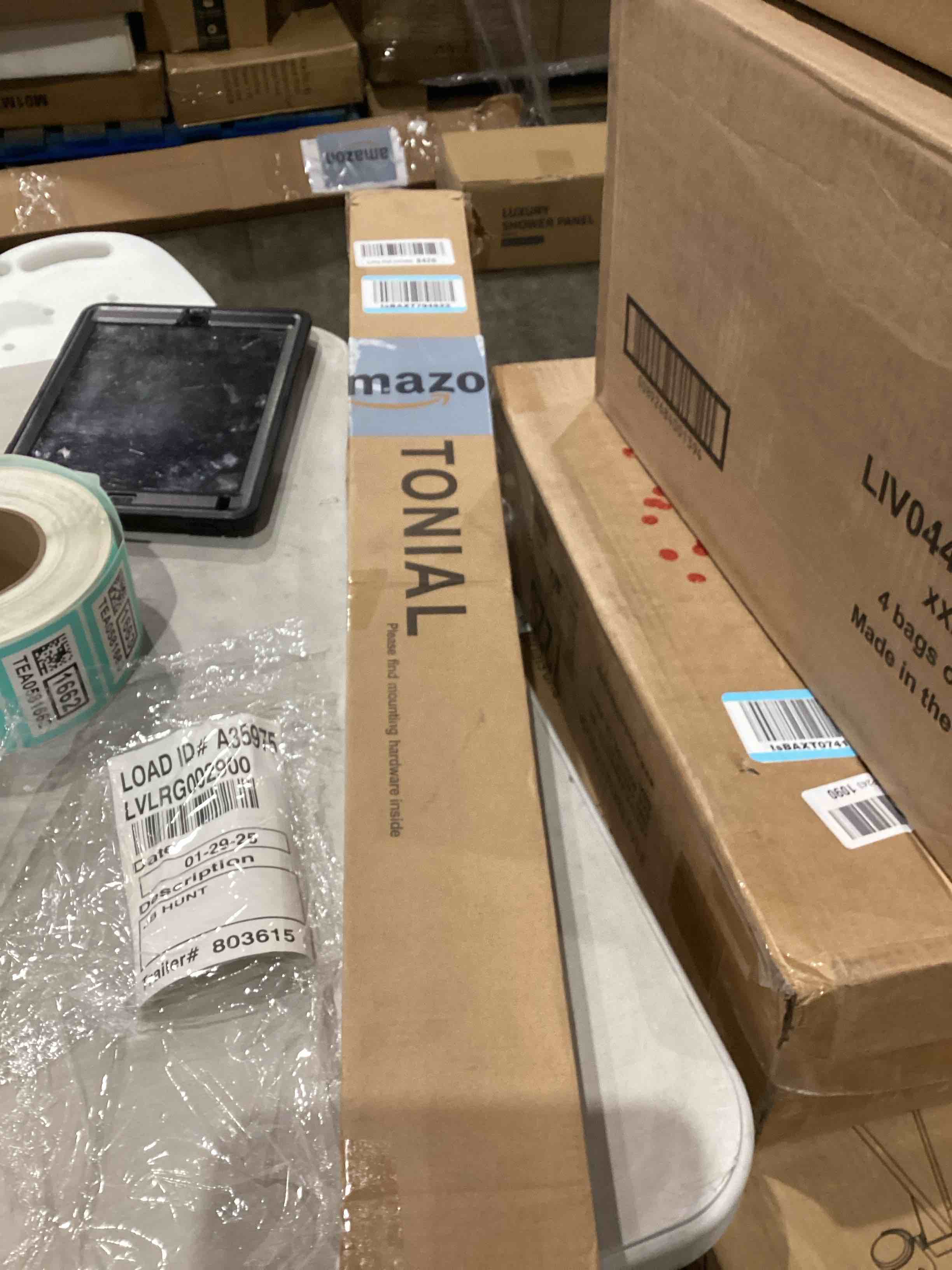 https://s3.amazonaws.com/lotting-images-prod/bidfta/TEA0581668_1738596961193.jpeg