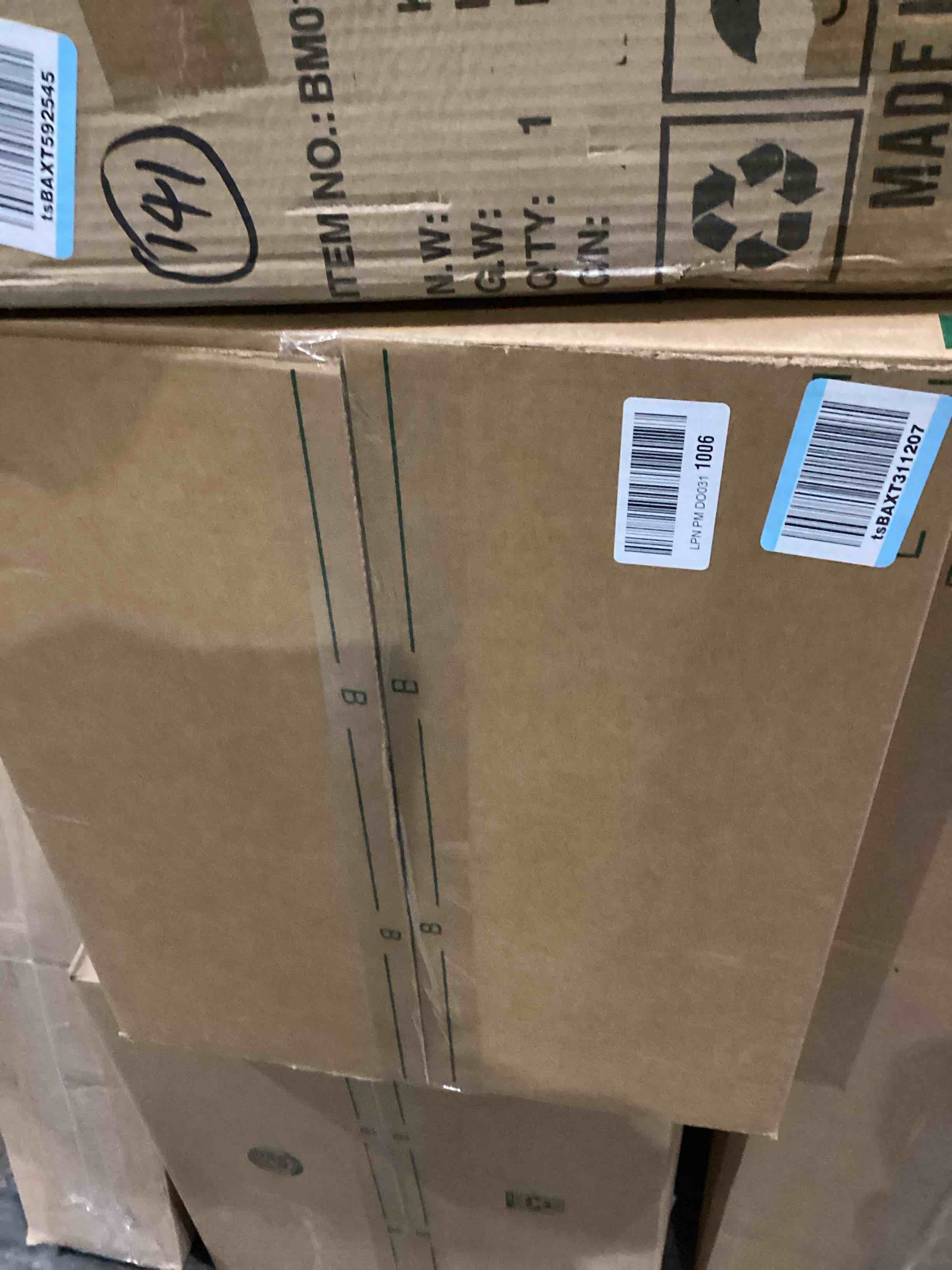 https://s3.amazonaws.com/lotting-images-prod/bidfta/TEA0581926_1738588388135.jpeg