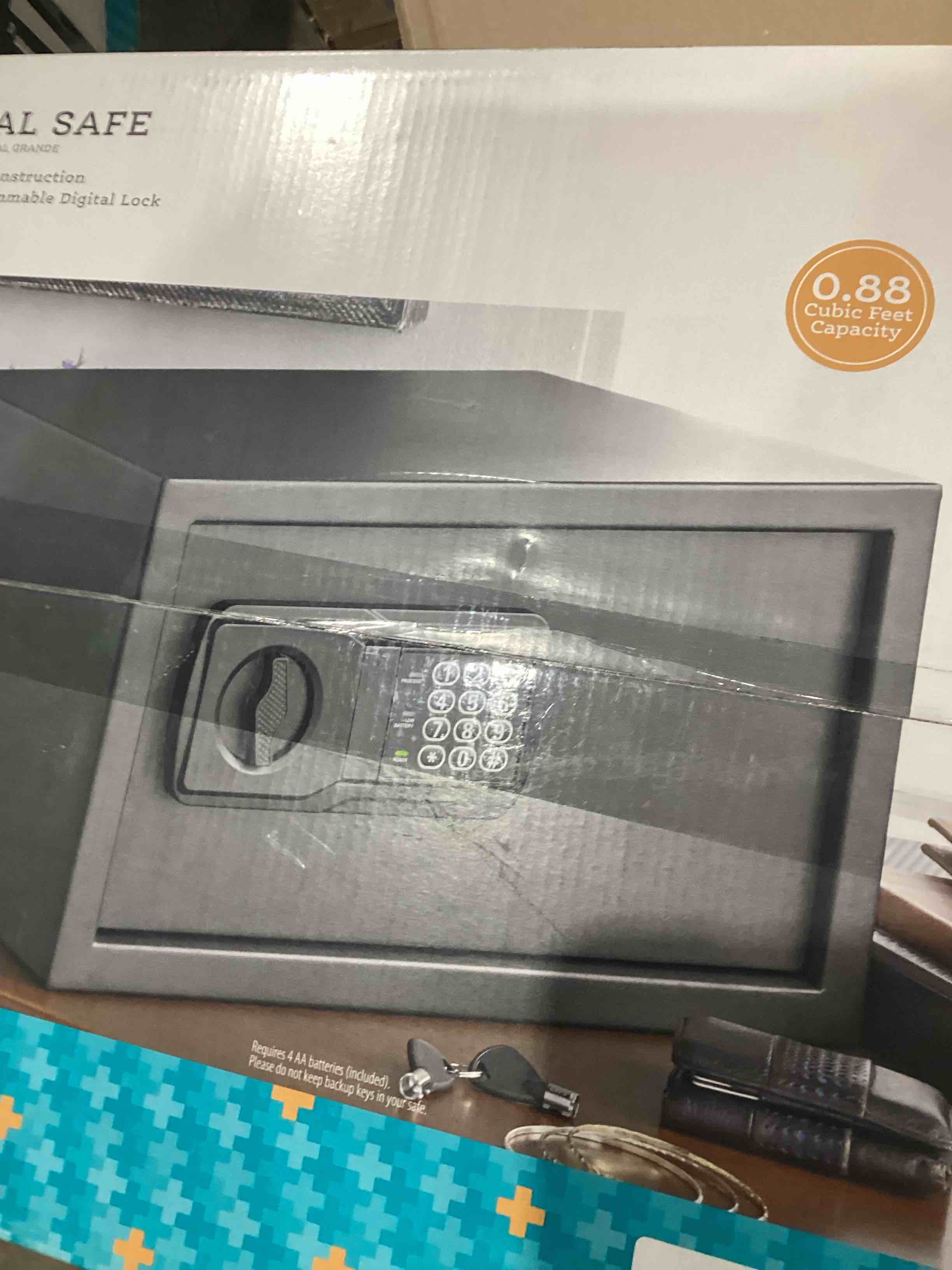 https://s3.amazonaws.com/lotting-images-prod/bidfta/TEA0582323_1735922026042.jpeg