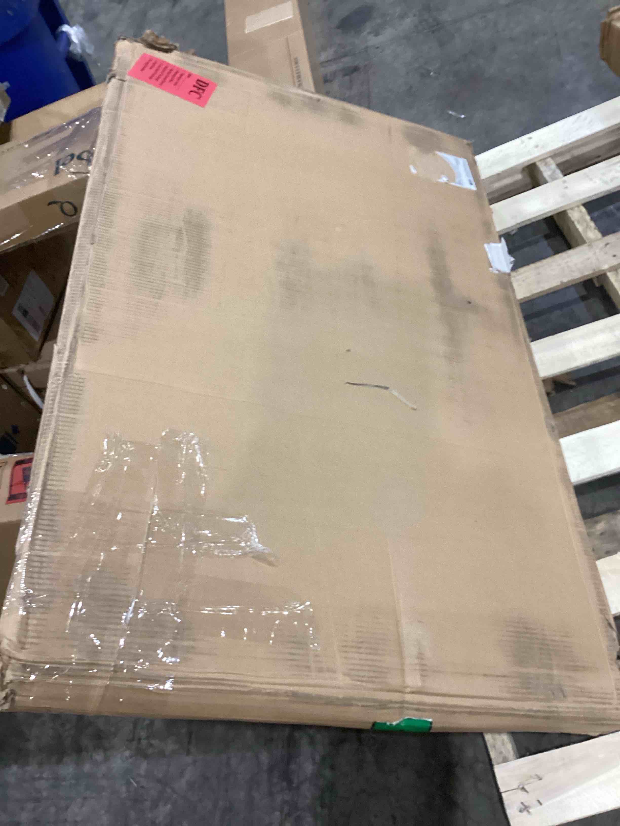 https://s3.amazonaws.com/lotting-images-prod/bidfta/TEA0582718_1735843166270.jpeg