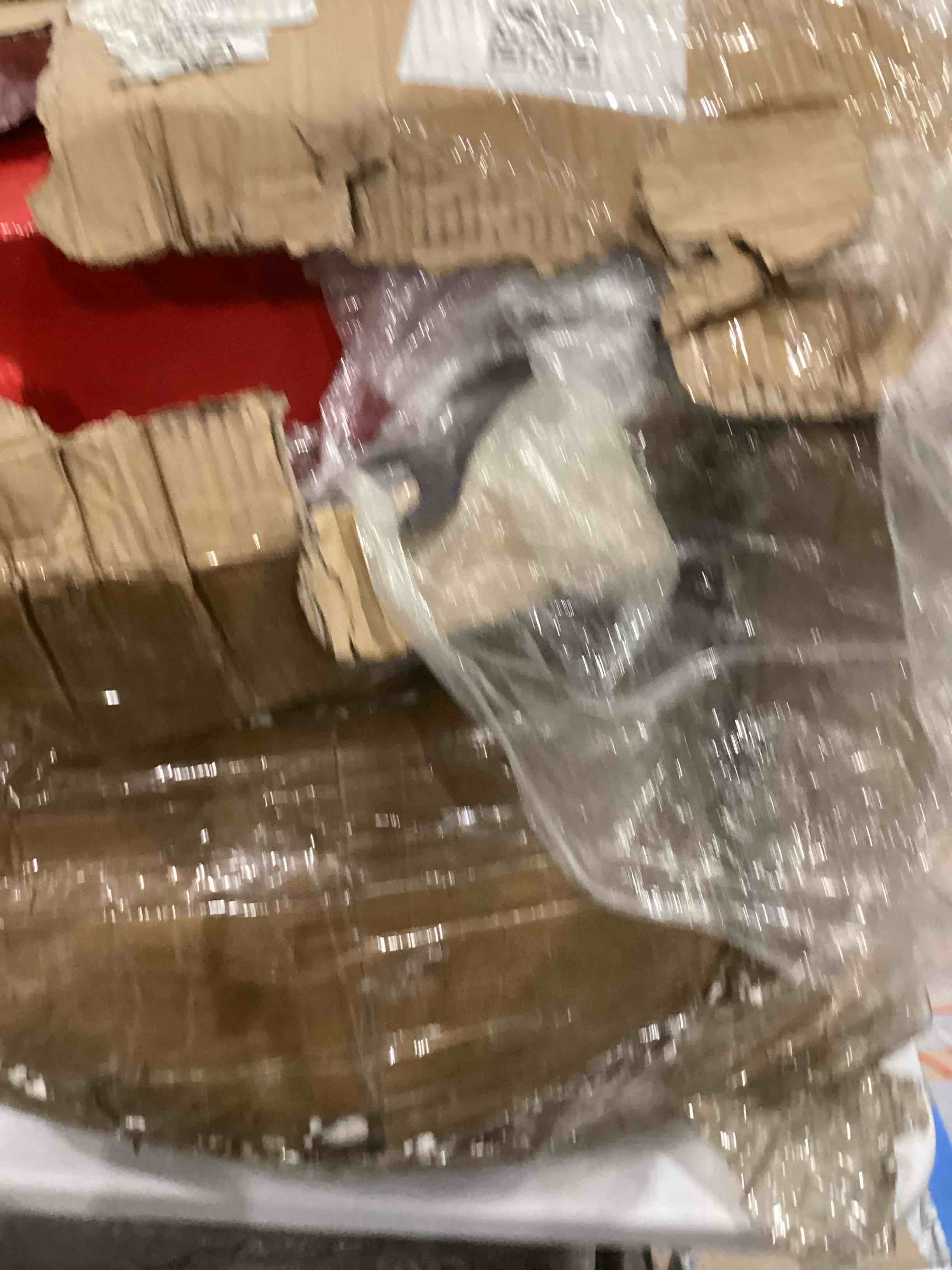 https://s3.amazonaws.com/lotting-images-prod/bidfta/TEA0583023_1735662400348.jpeg