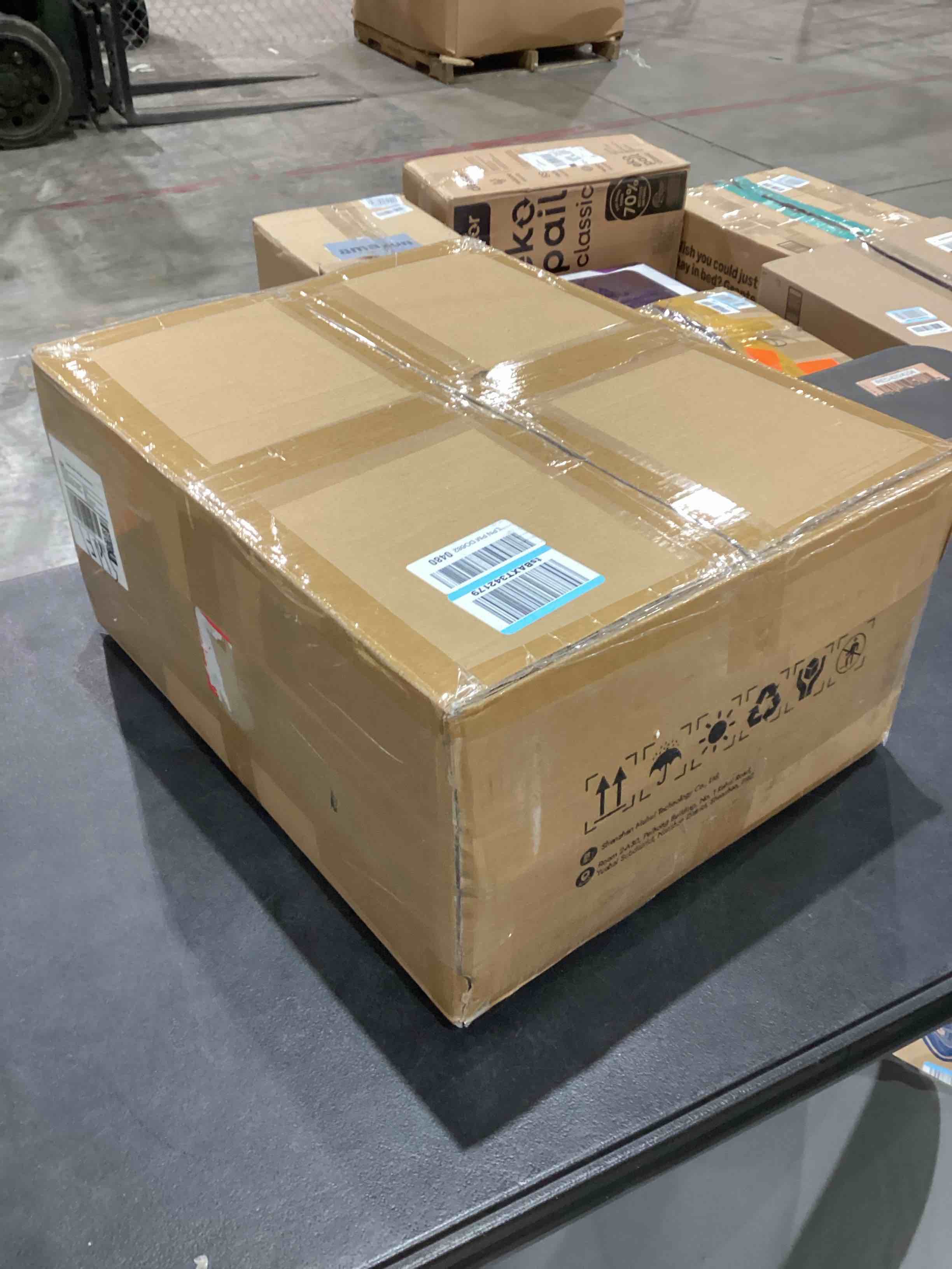 https://s3.amazonaws.com/lotting-images-prod/bidfta/TEA0584750_1742313890177.jpeg