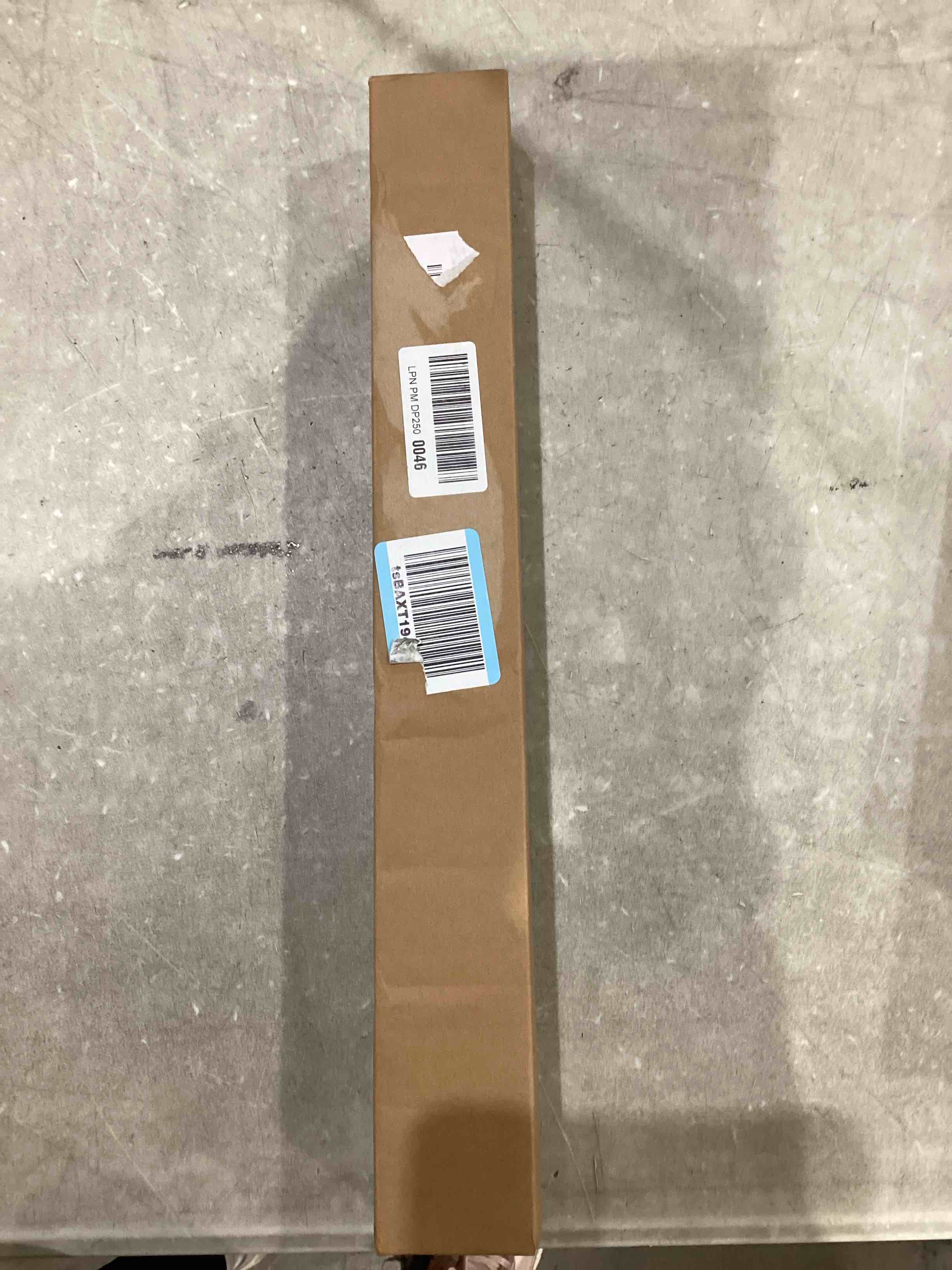 https://s3.amazonaws.com/lotting-images-prod/bidfta/TEA0588061_1743014339660.jpeg