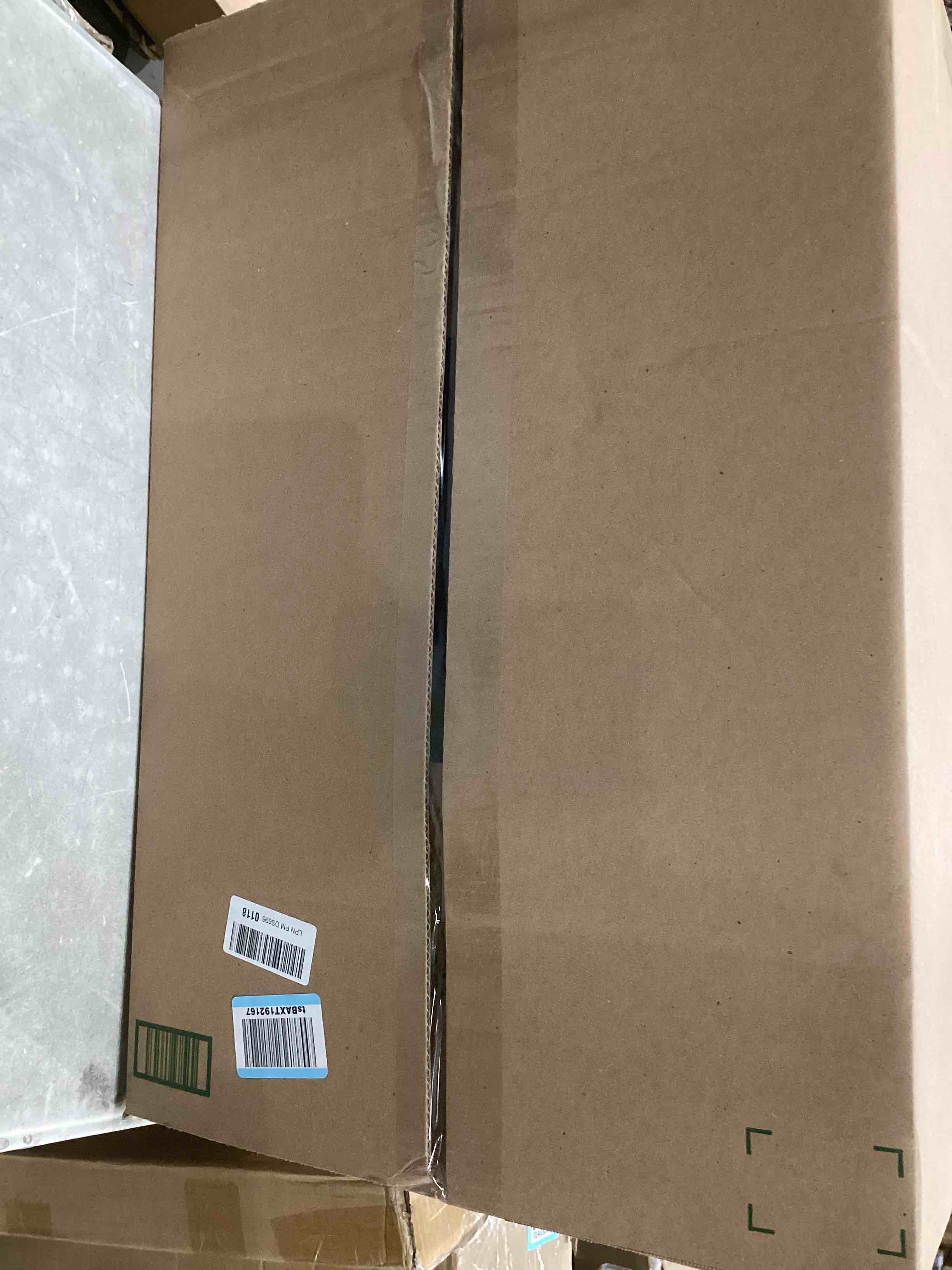 https://s3.amazonaws.com/lotting-images-prod/bidfta/TEA0588261_1742826060306.jpeg