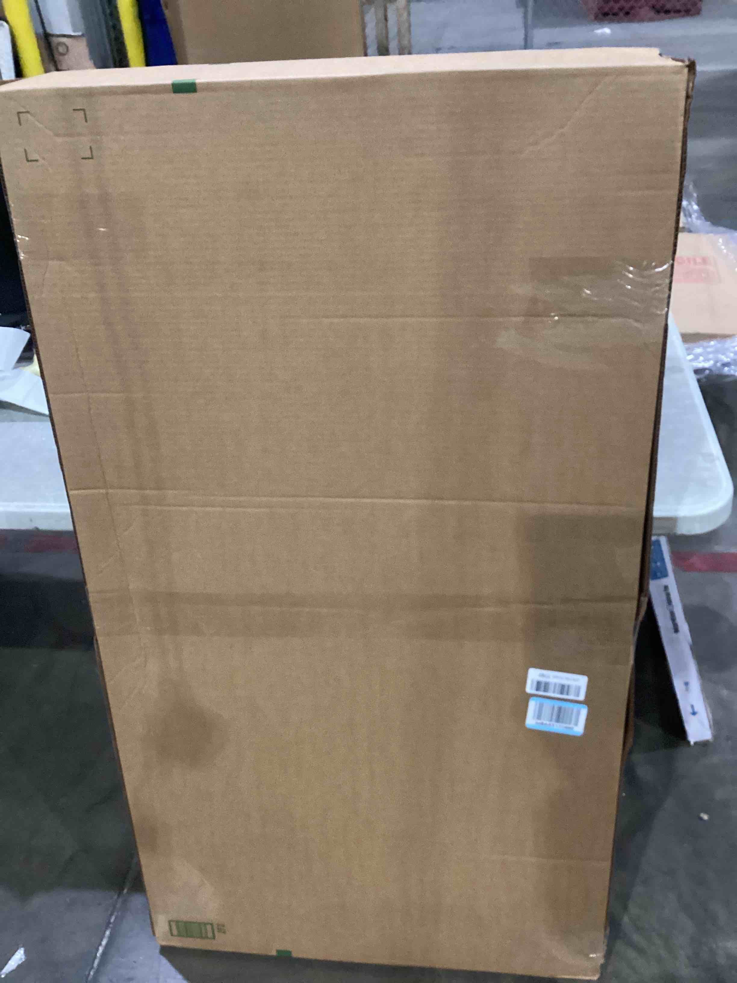 https://s3.amazonaws.com/lotting-images-prod/bidfta/TEA0588321_1742816447632.jpeg