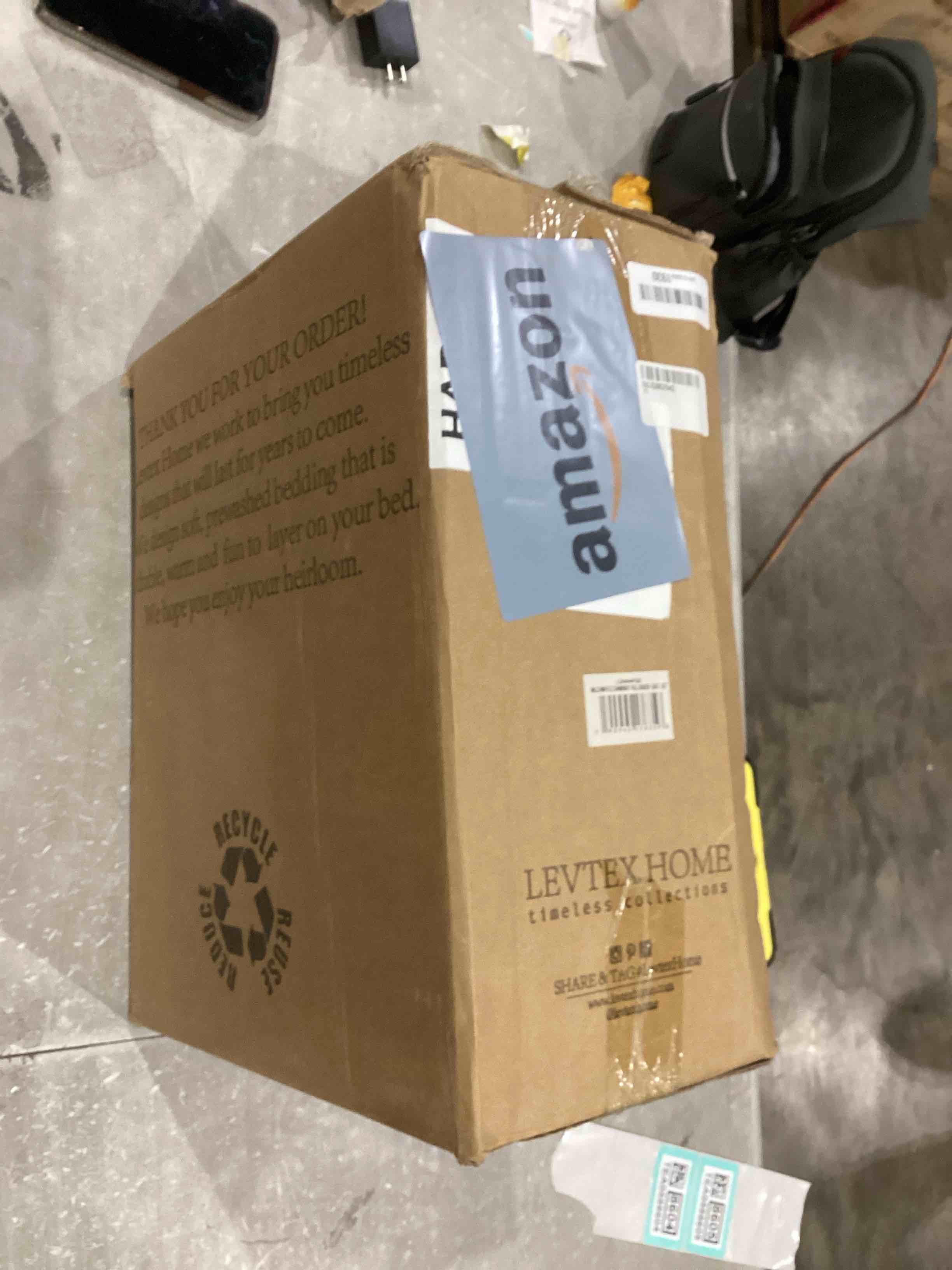https://s3.amazonaws.com/lotting-images-prod/bidfta/TEA0588542_1741353448282.jpeg