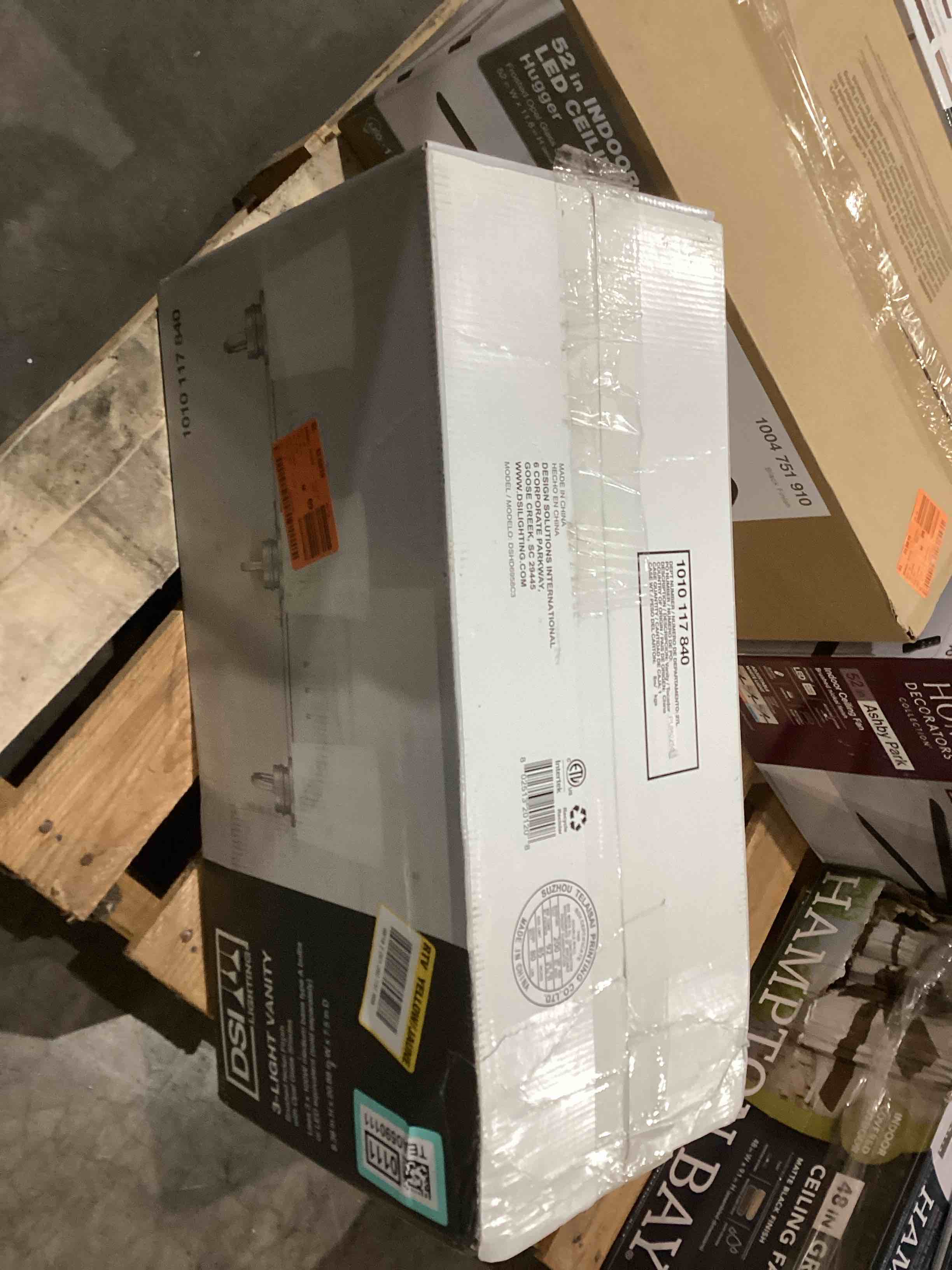 https://s3.amazonaws.com/lotting-images-prod/bidfta/TEA0590111_1741116243080.jpeg