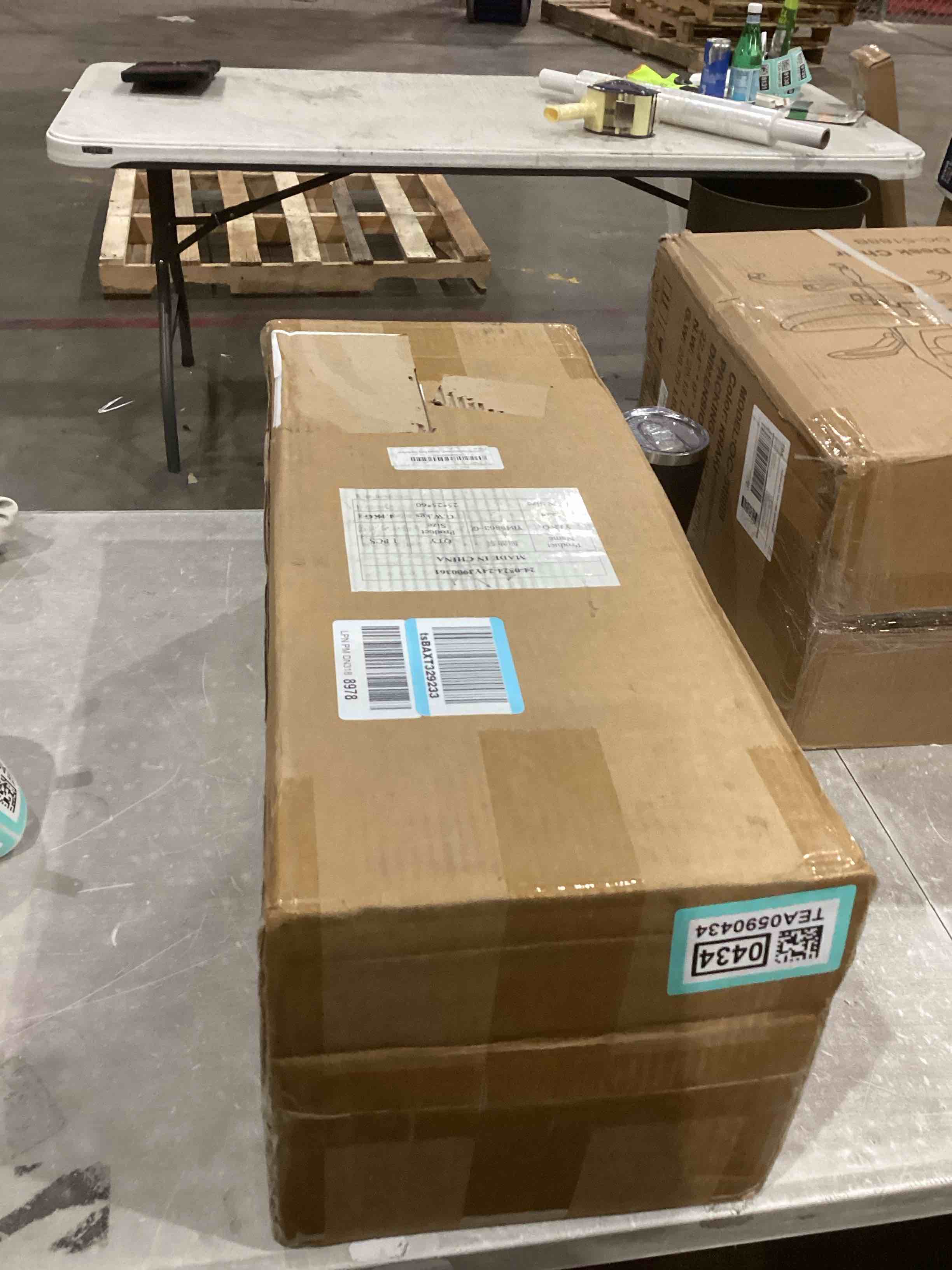 https://s3.amazonaws.com/lotting-images-prod/bidfta/TEA0590434_1741009483085.jpeg