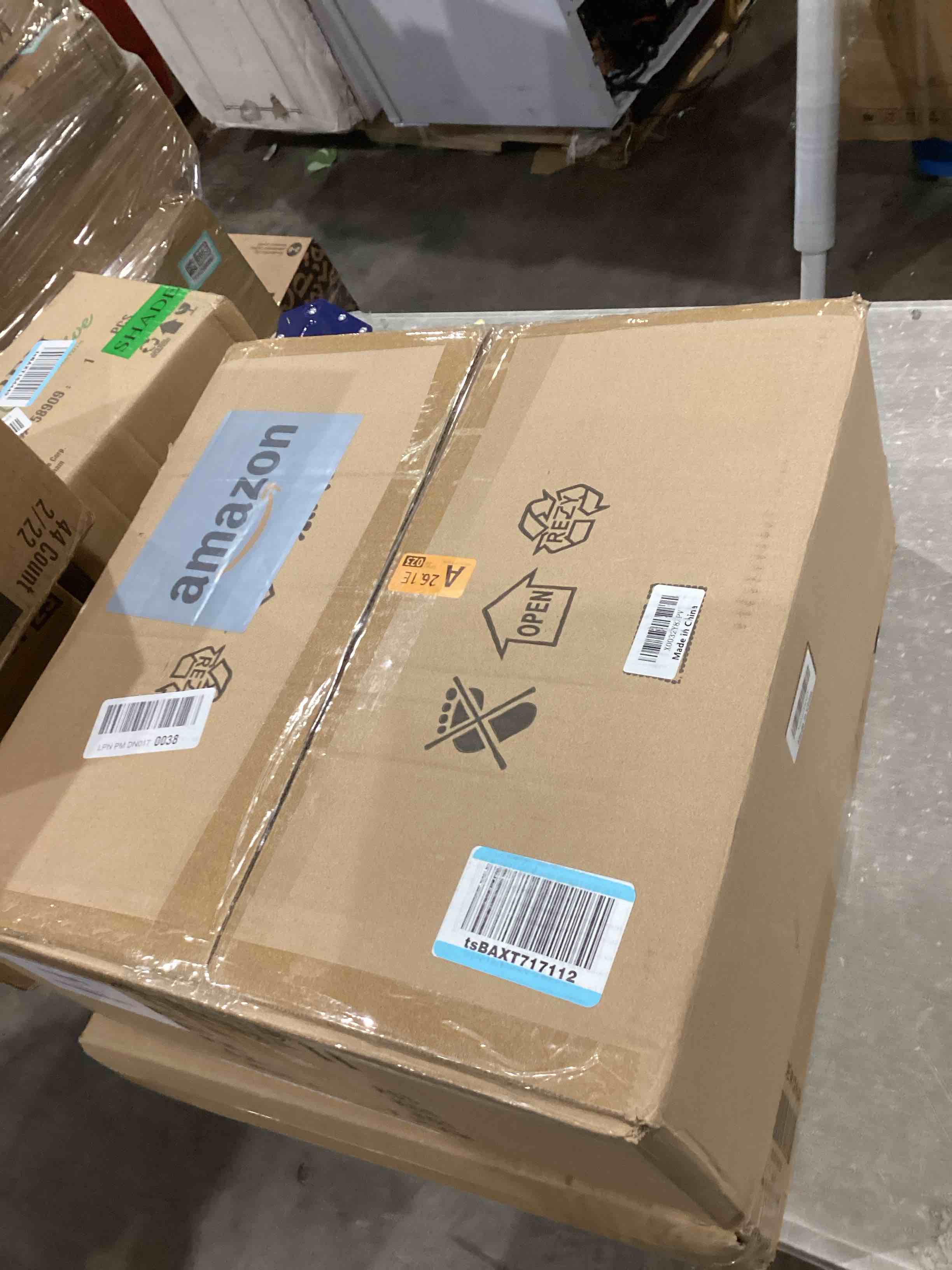 https://s3.amazonaws.com/lotting-images-prod/bidfta/TEA0590822_1740672213211.jpeg