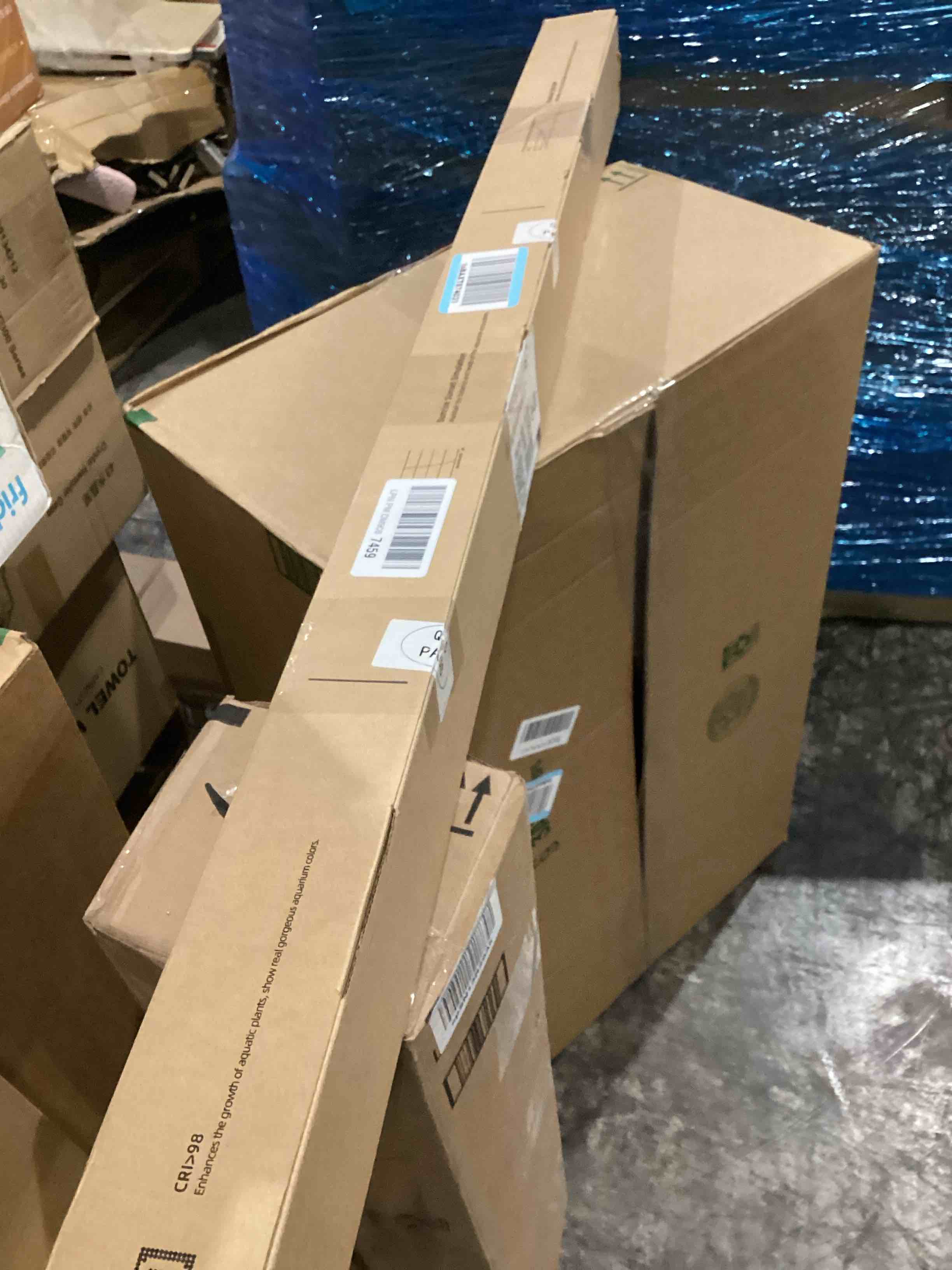 https://s3.amazonaws.com/lotting-images-prod/bidfta/TEA0591725_1739970805216.jpeg