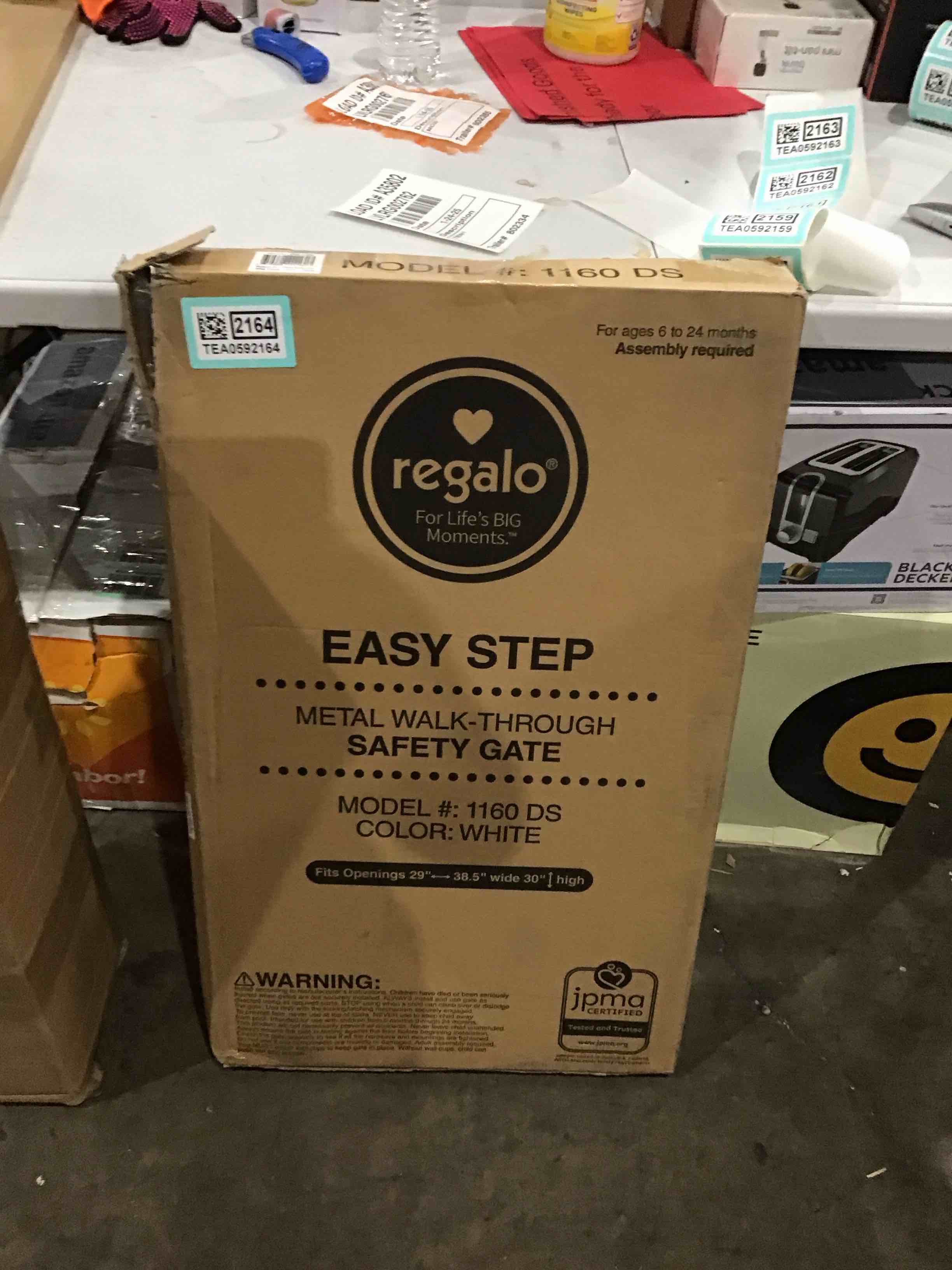 https://s3.amazonaws.com/lotting-images-prod/bidfta/TEA0592164_1738330354521.jpeg
