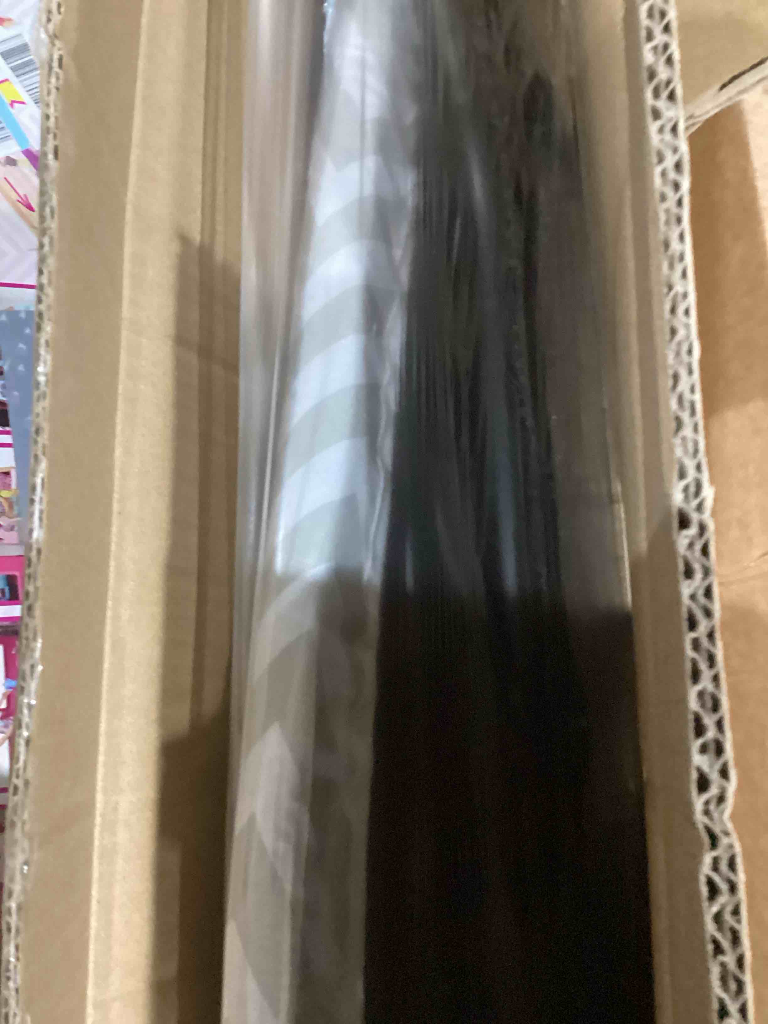 https://s3.amazonaws.com/lotting-images-prod/bidfta/TEA0593627_1736790810471.jpeg
