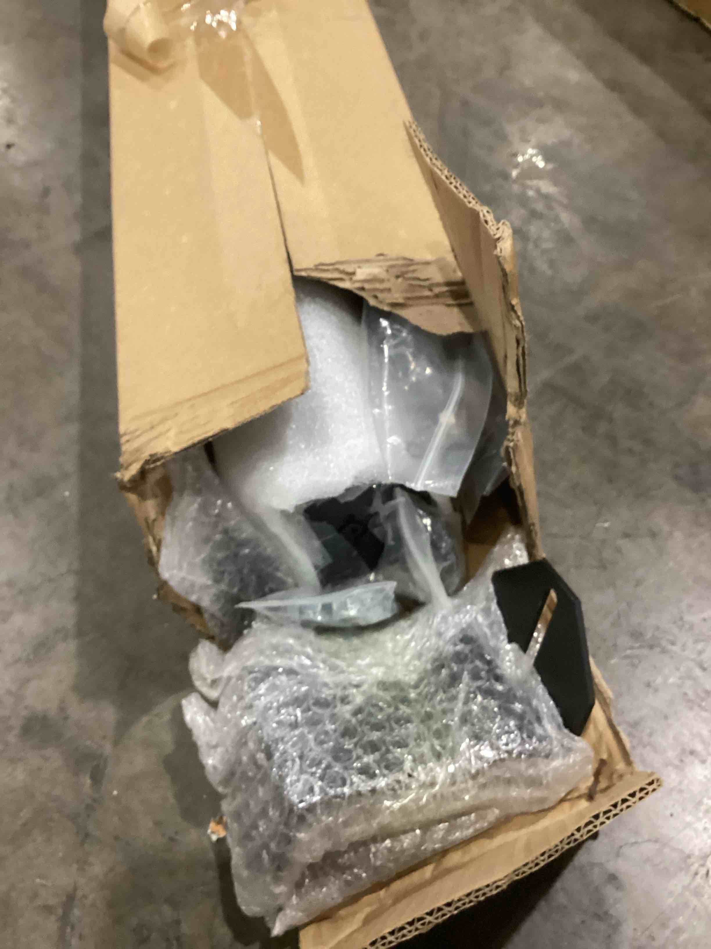https://s3.amazonaws.com/lotting-images-prod/bidfta/TEA0594033_1734033373725.jpeg