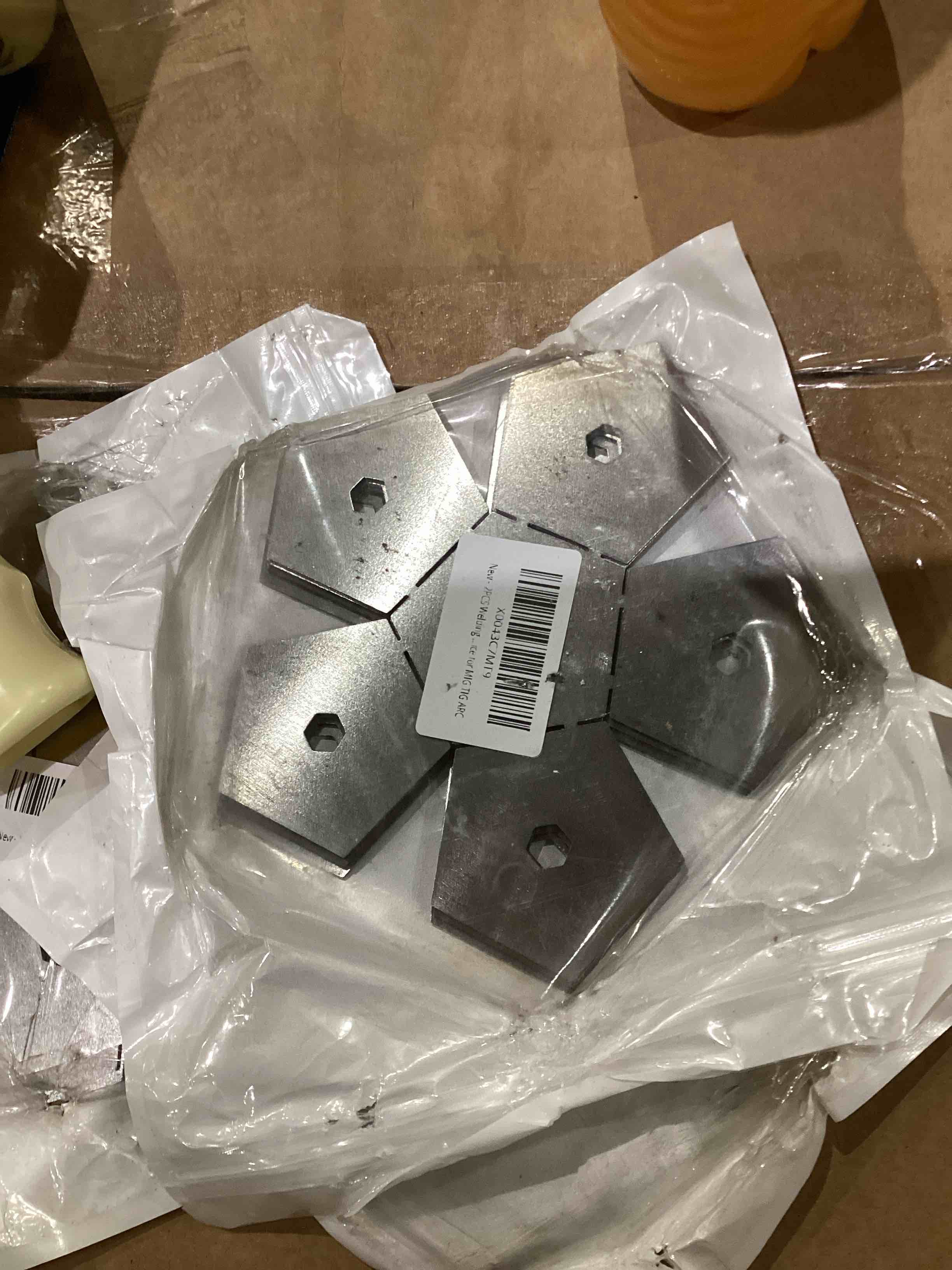 Flameweld Welding Kit Welding Plate - 2PCS 201 Stainless Steel Welding Coupons Folded Pentagonal Sphere, 11 Gauge 1/8" Thick Welding Training Metal with MIG, TIG, Gas, Arc, Stick