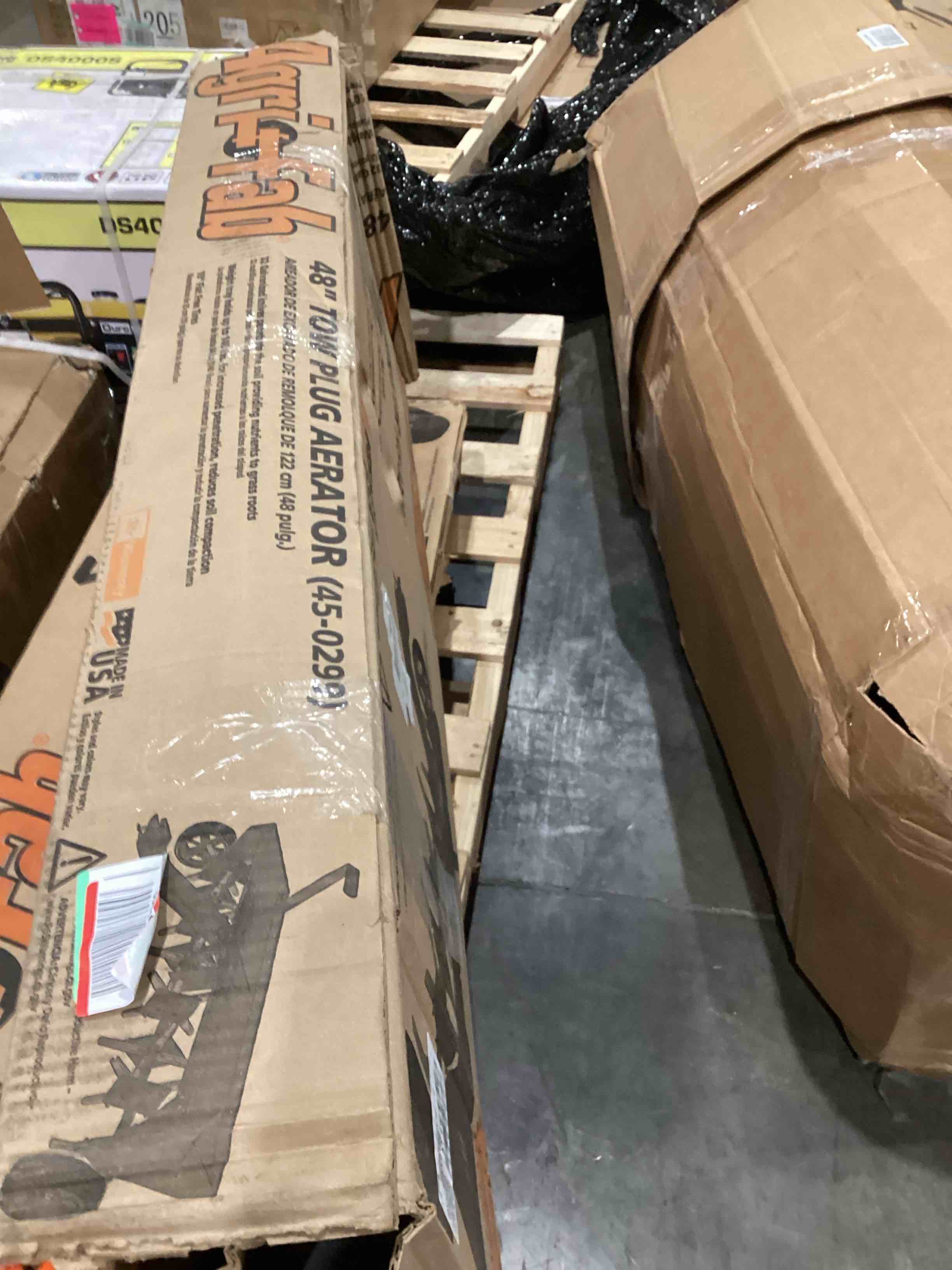 https://s3.amazonaws.com/lotting-images-prod/bidfta/TEA0594777_1732645385805.jpeg