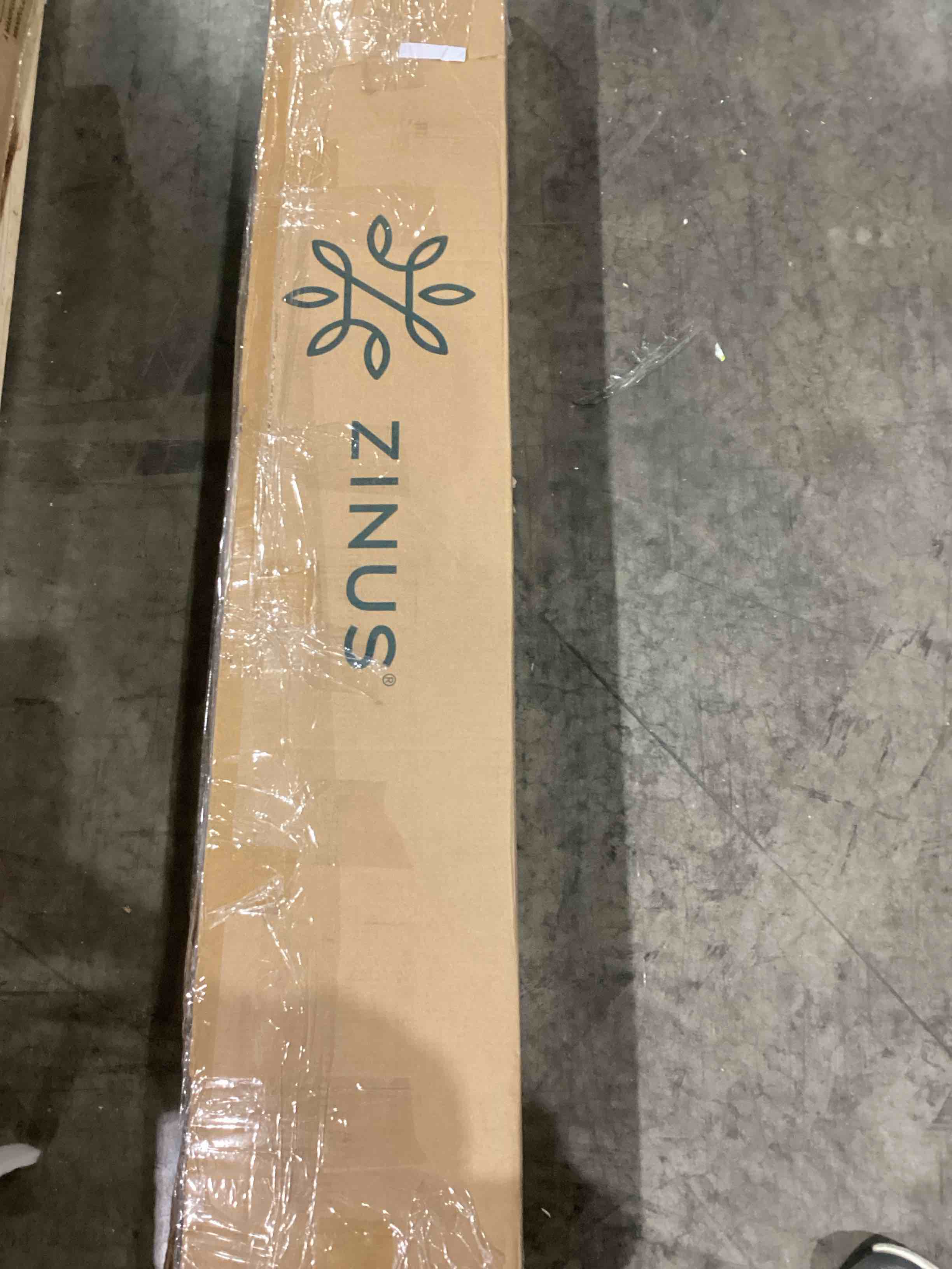 https://s3.amazonaws.com/lotting-images-prod/bidfta/TEA0594978_1732560361901.jpeg