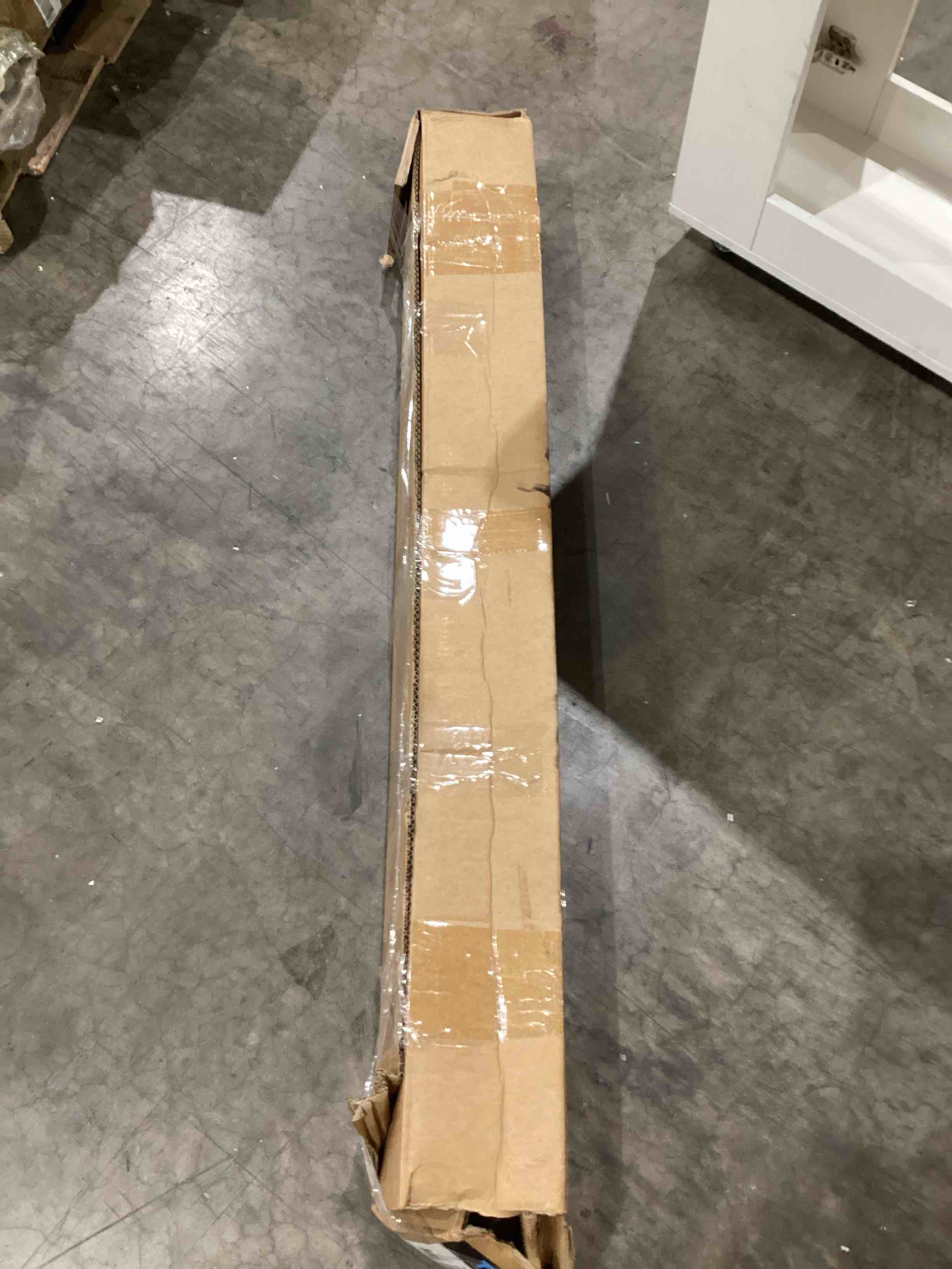 https://s3.amazonaws.com/lotting-images-prod/bidfta/TEA0595085_1732540599031.jpeg