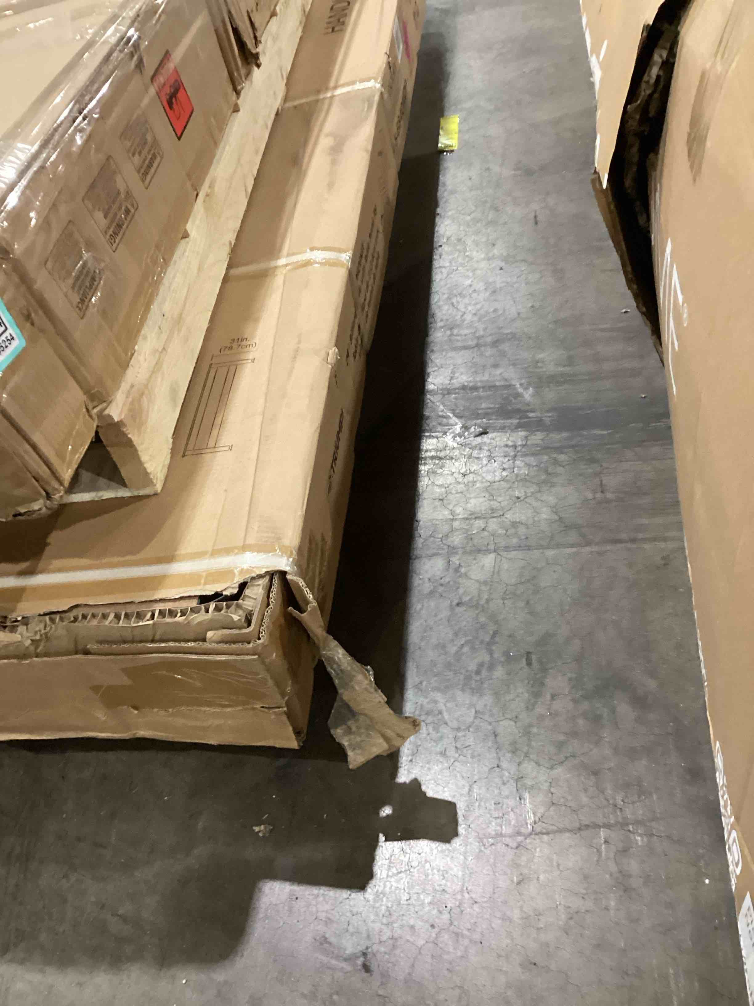 https://s3.amazonaws.com/lotting-images-prod/bidfta/TEA0595253_1732215195551.jpeg