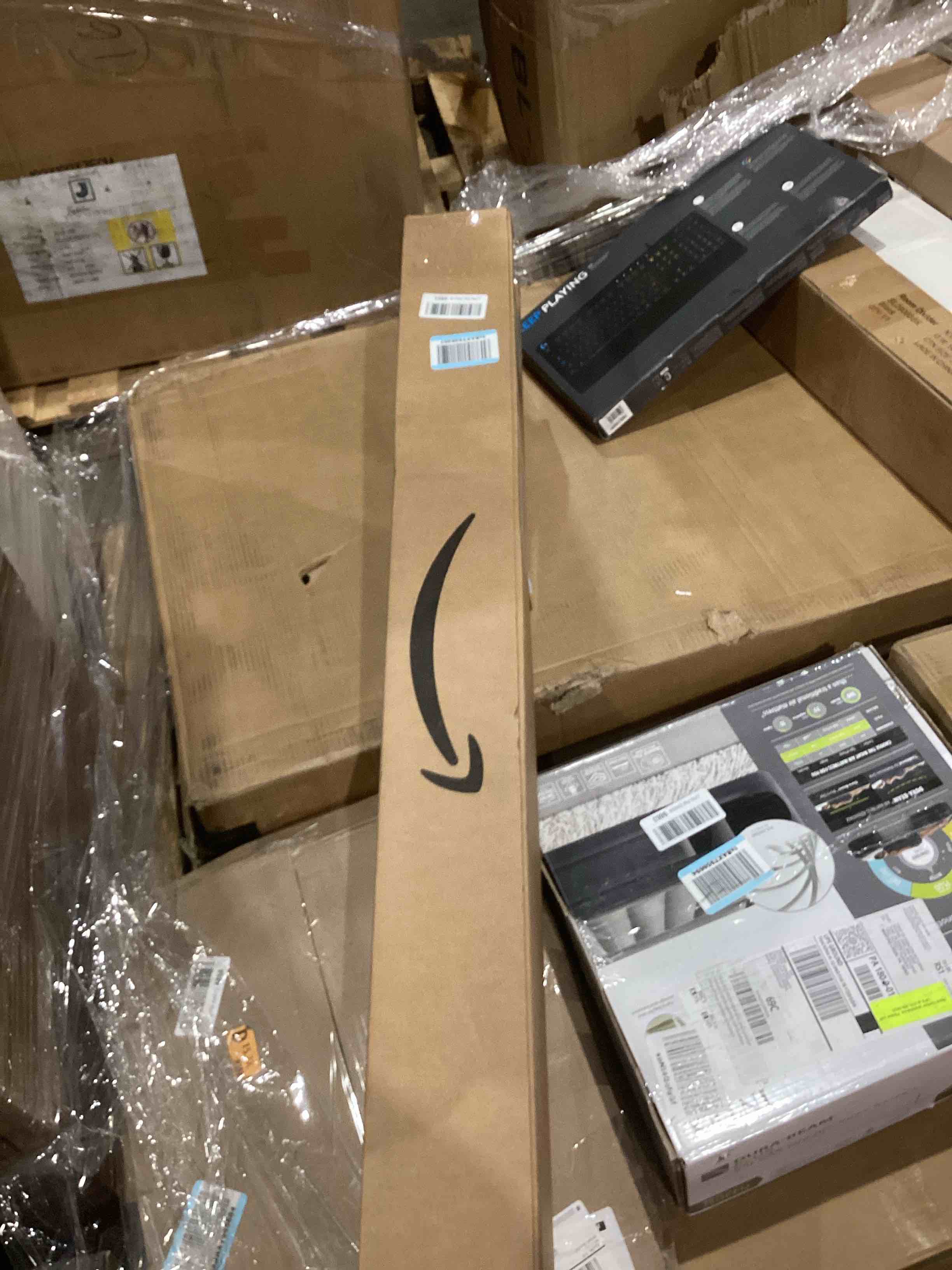 https://s3.amazonaws.com/lotting-images-prod/bidfta/TEA0597157_1738342585905.jpeg