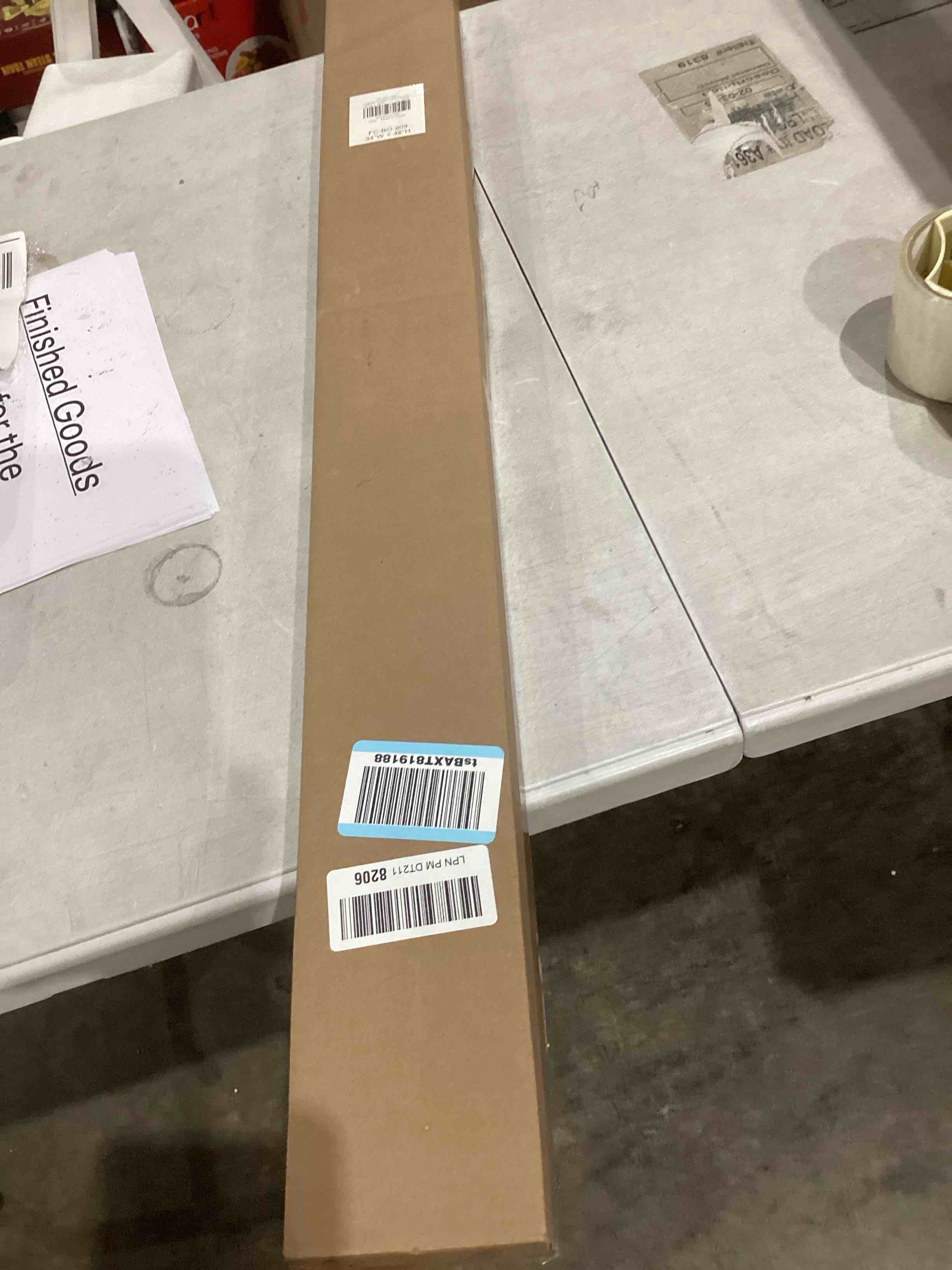 https://s3.amazonaws.com/lotting-images-prod/bidfta/TEA0598037_1746113895062.jpeg
