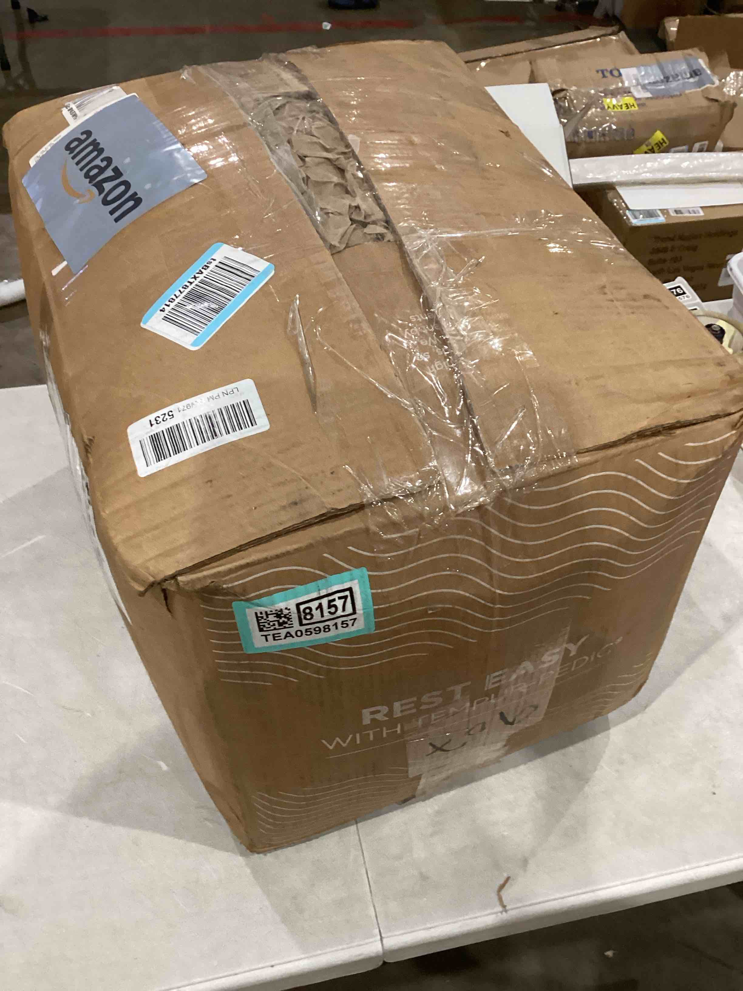 https://s3.amazonaws.com/lotting-images-prod/bidfta/TEA0598157_1752594334317.jpeg
