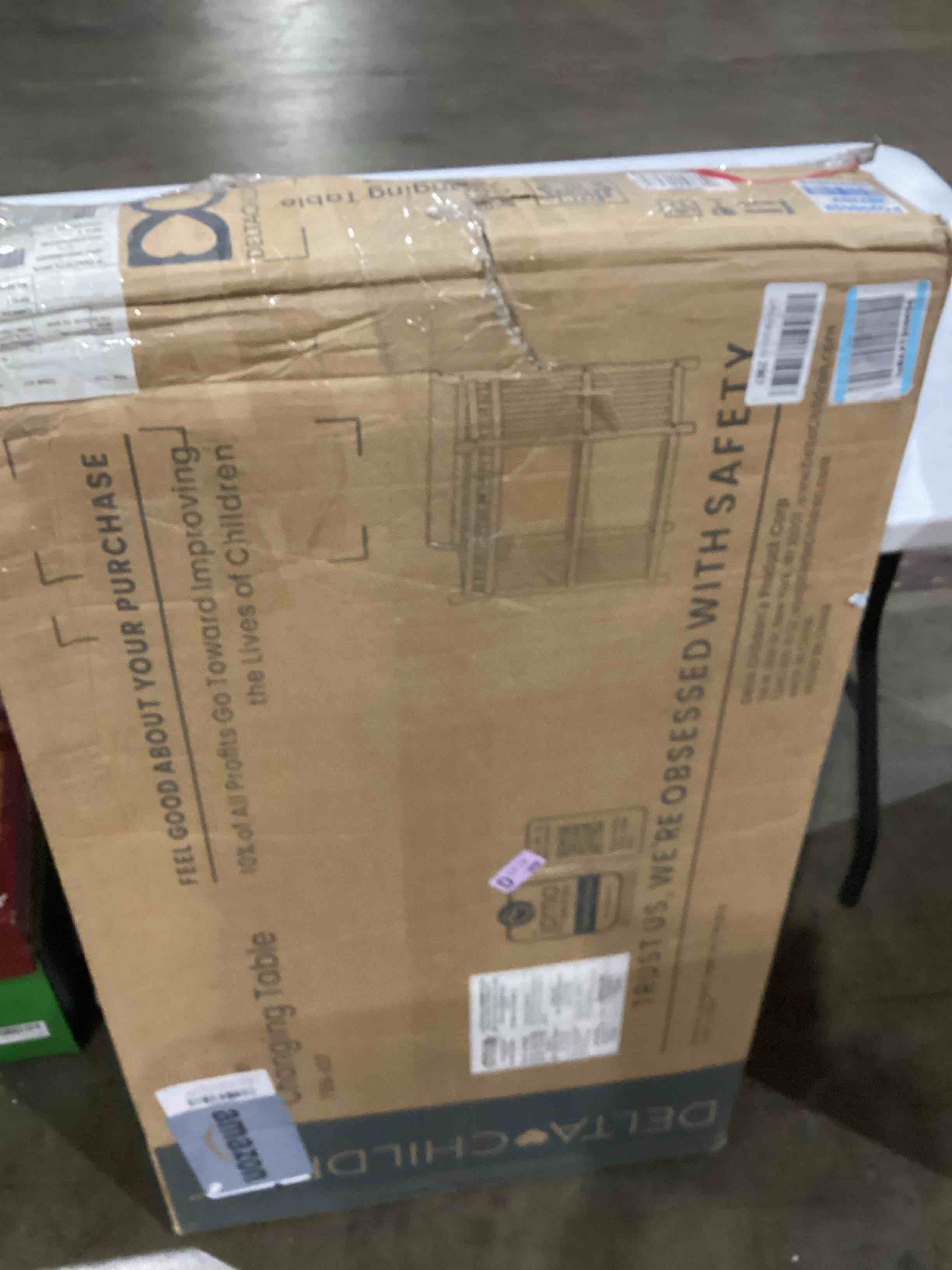 https://s3.amazonaws.com/lotting-images-prod/bidfta/TEA0598390_1745945572021.jpeg