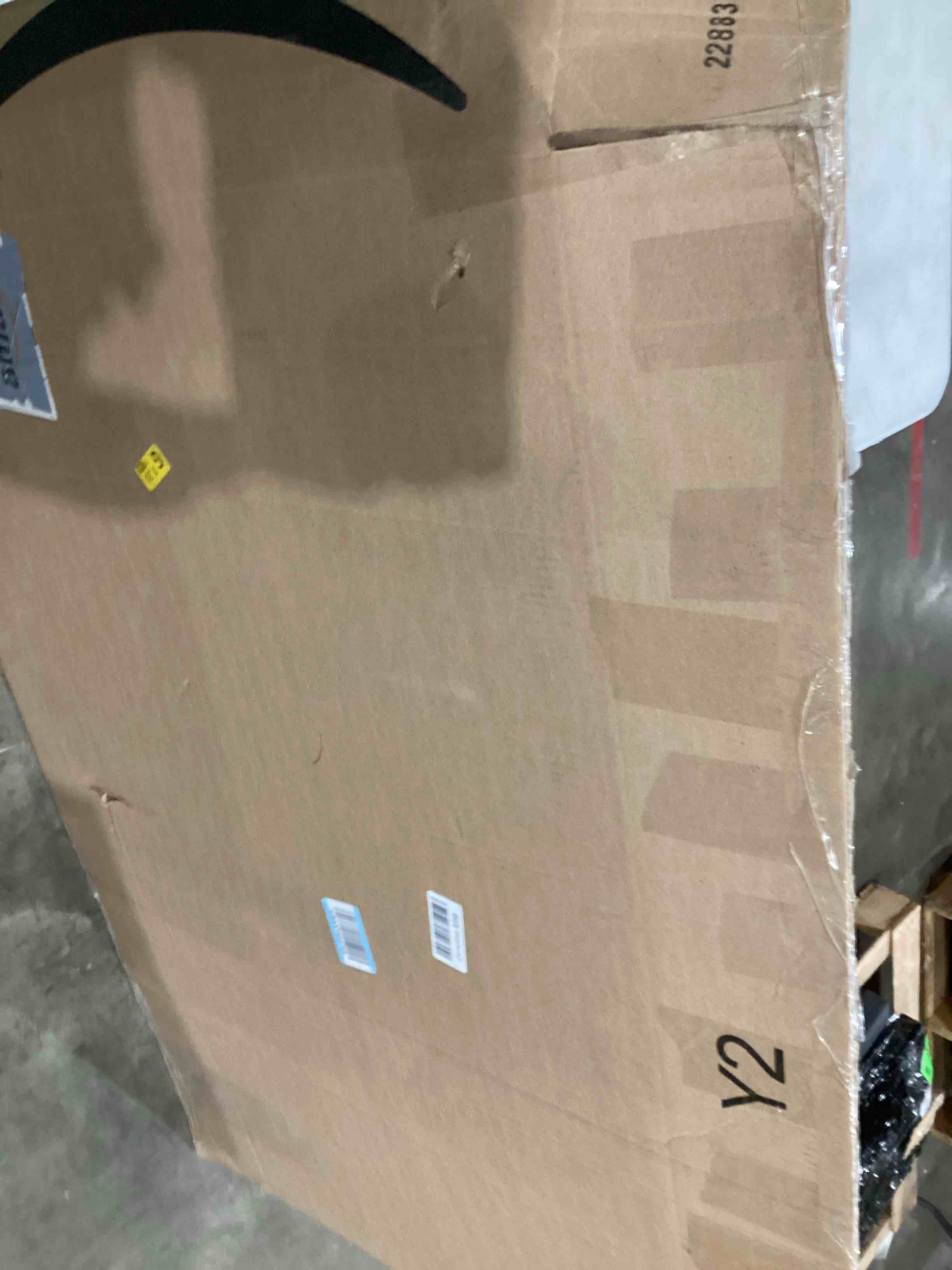 https://s3.amazonaws.com/lotting-images-prod/bidfta/TEA0598594_1745860154368.jpeg
