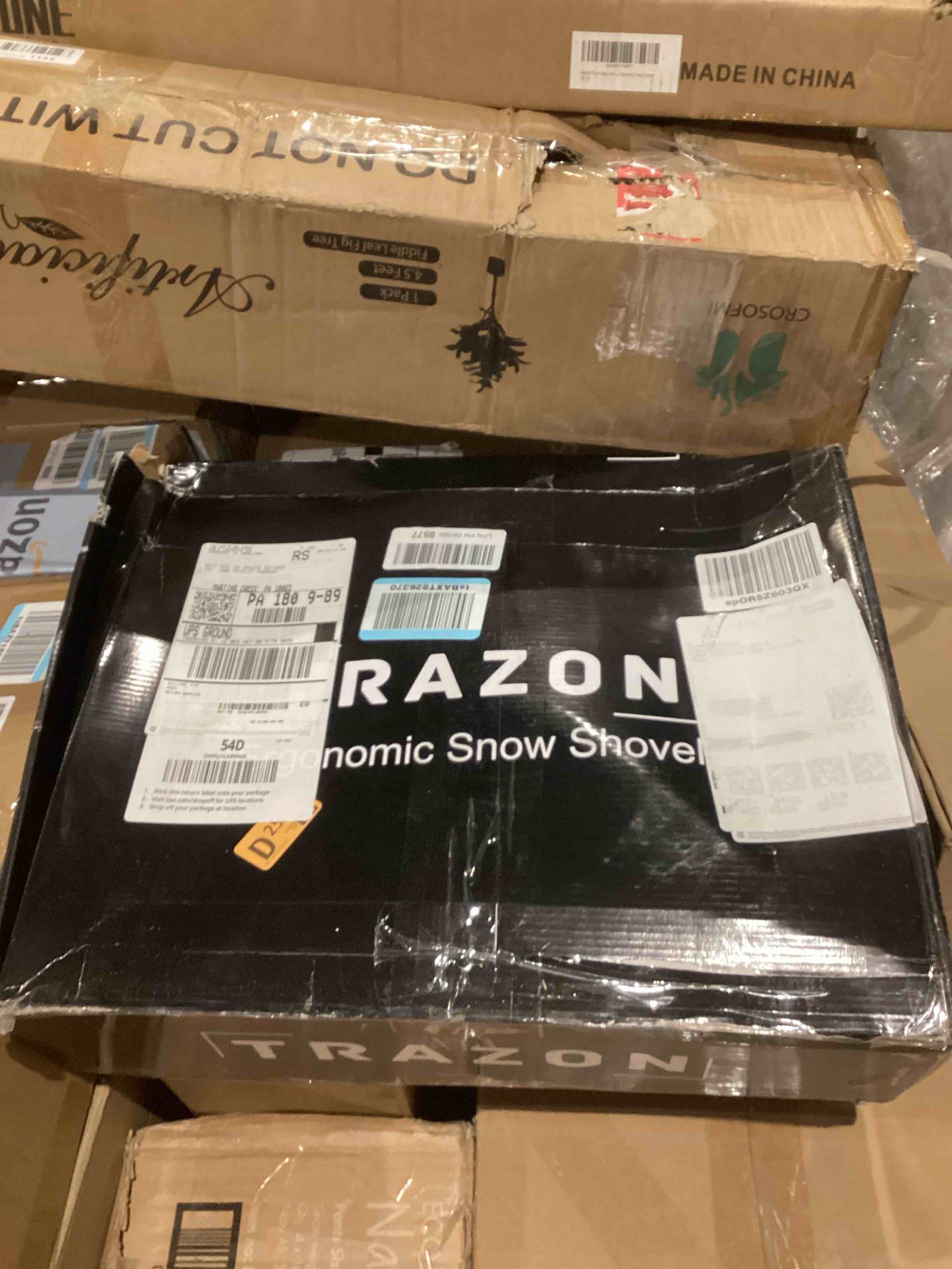 https://s3.amazonaws.com/lotting-images-prod/bidfta/TEA0599993_1739885673457.jpeg