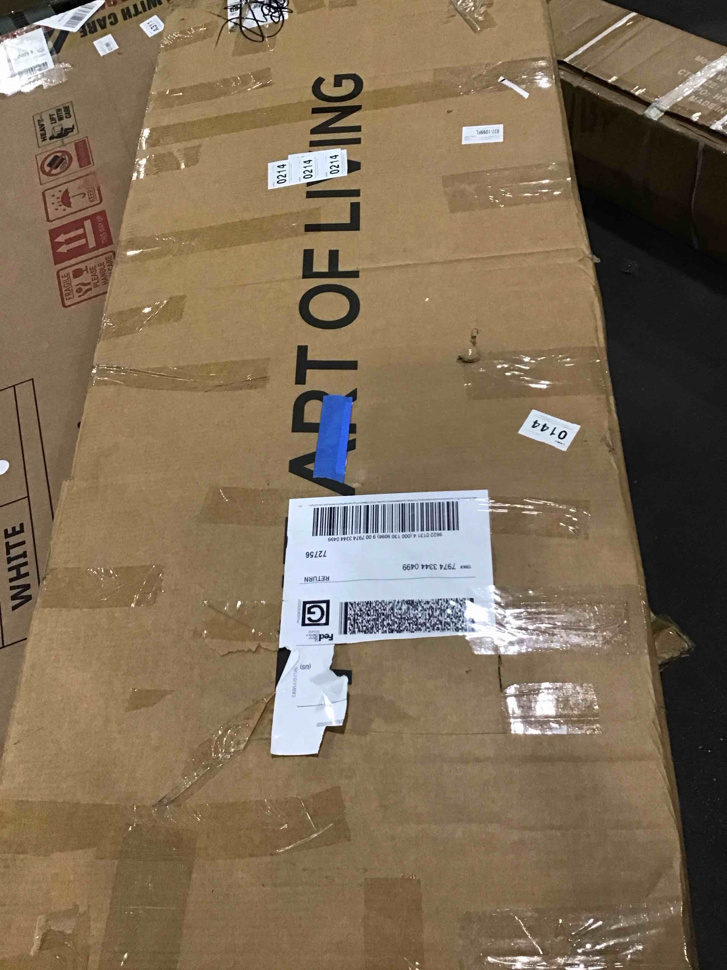 https://s3.amazonaws.com/lotting-images-prod/bidfta/TEA1216011_1752154098835.jpeg