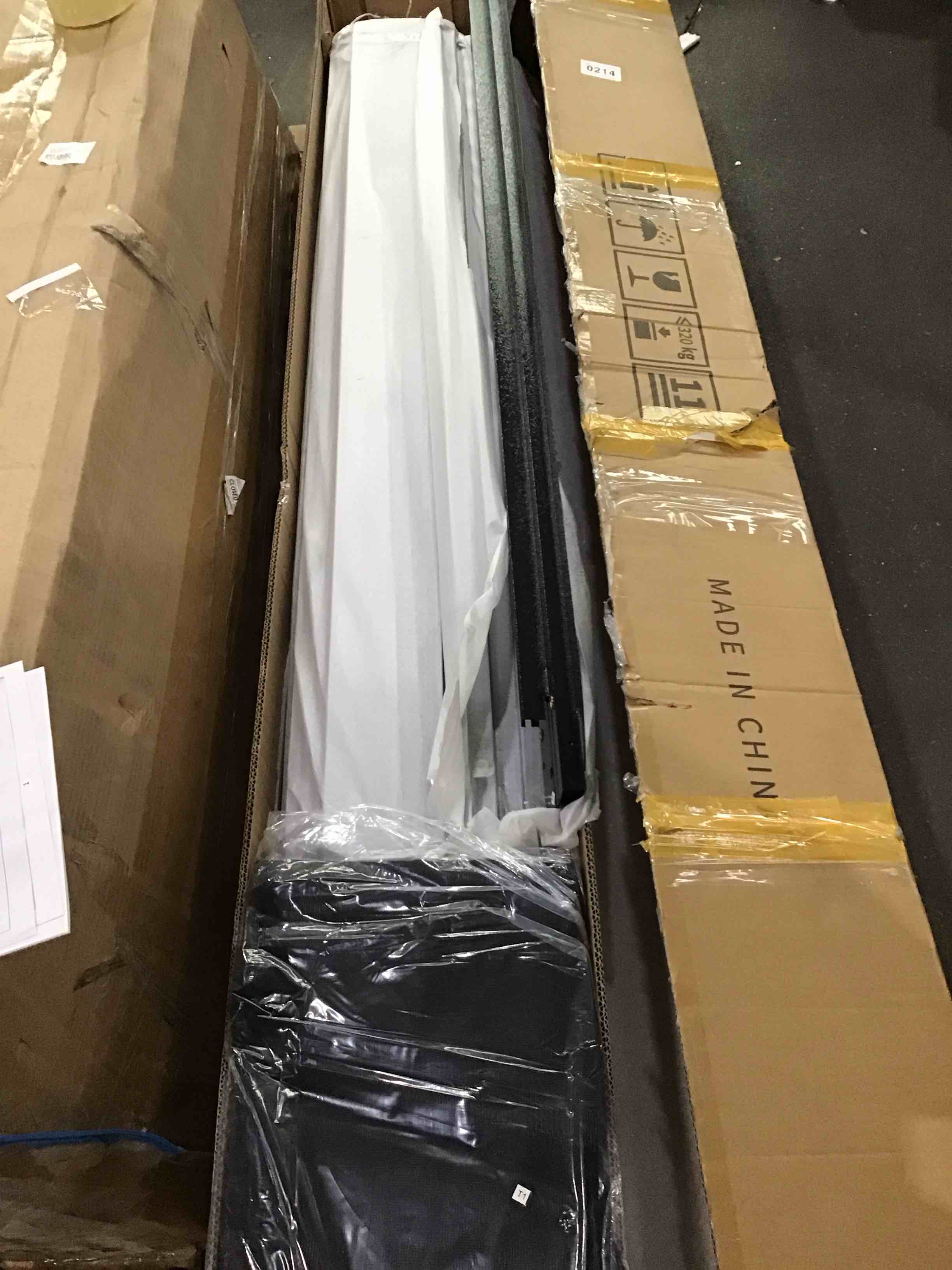 https://s3.amazonaws.com/lotting-images-prod/bidfta/TEA1216015_1752159855508.jpeg