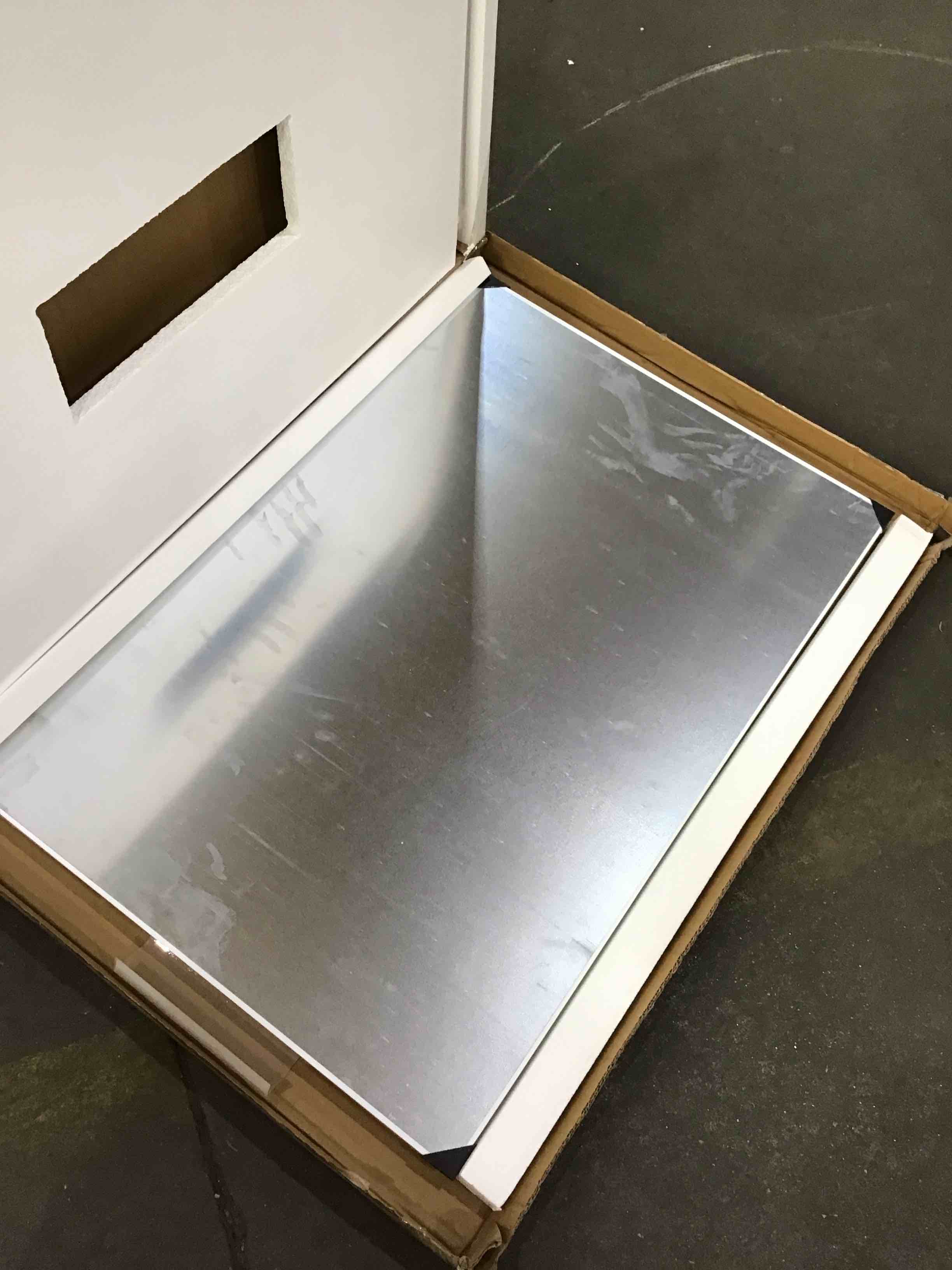 https://s3.amazonaws.com/lotting-images-prod/bidfta/TEA1216218_1752174677261.jpeg