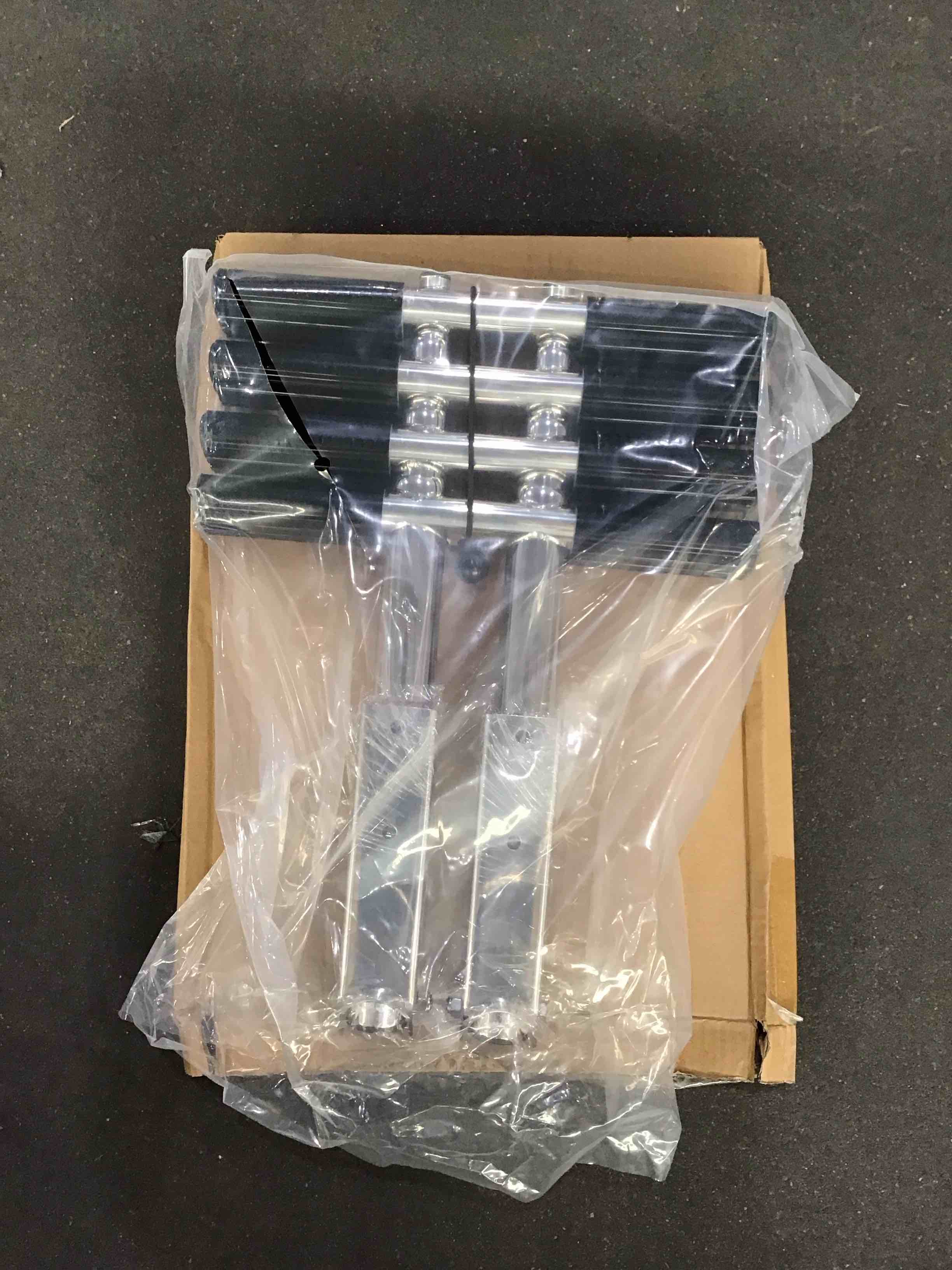 https://s3.amazonaws.com/lotting-images-prod/bidfta/TEA1216287_1752177605815.jpeg