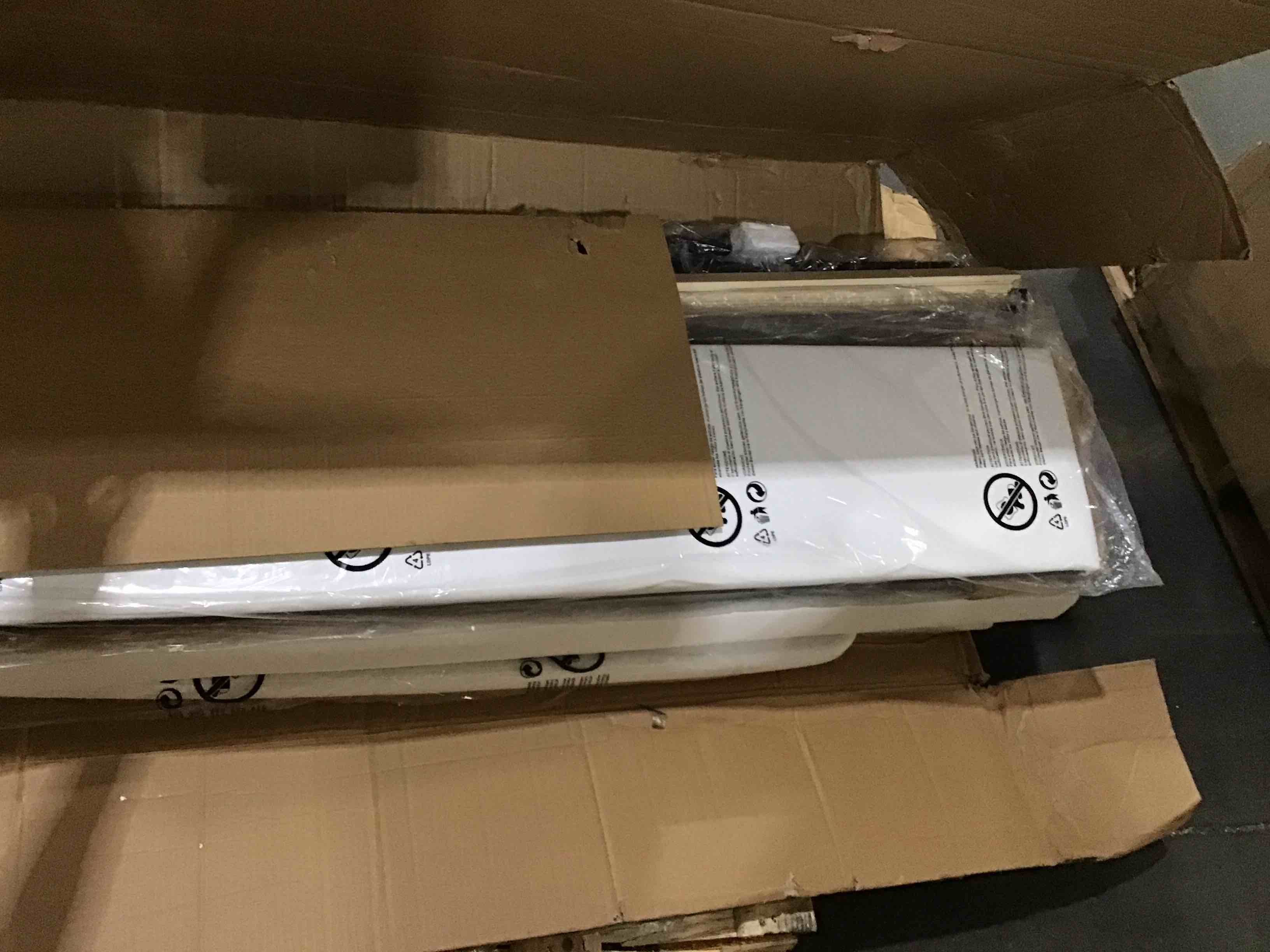 https://s3.amazonaws.com/lotting-images-prod/bidfta/TEA1216605_1752497057428.jpeg