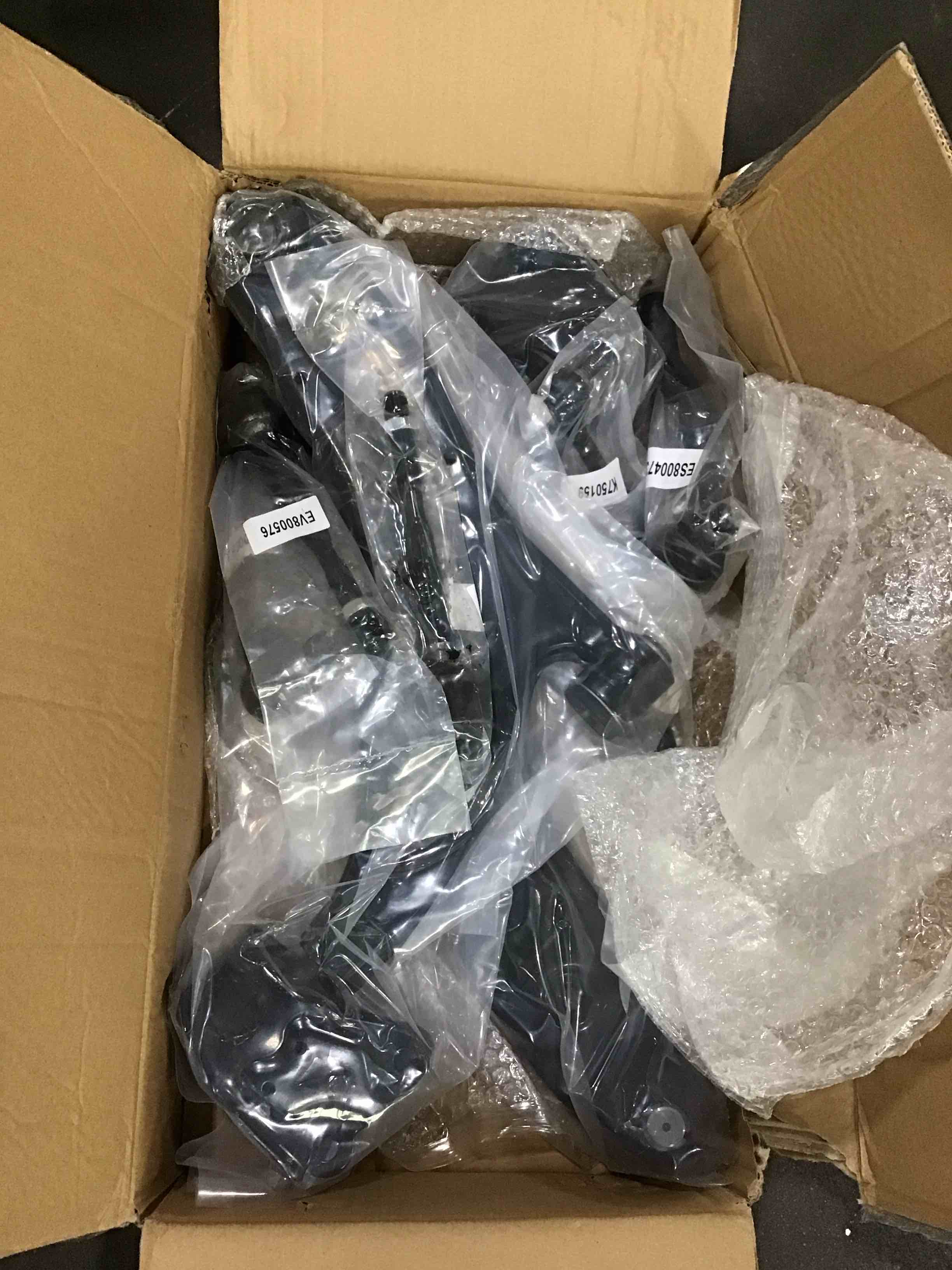 https://s3.amazonaws.com/lotting-images-prod/bidfta/TEA1216709_1752509955326.jpeg