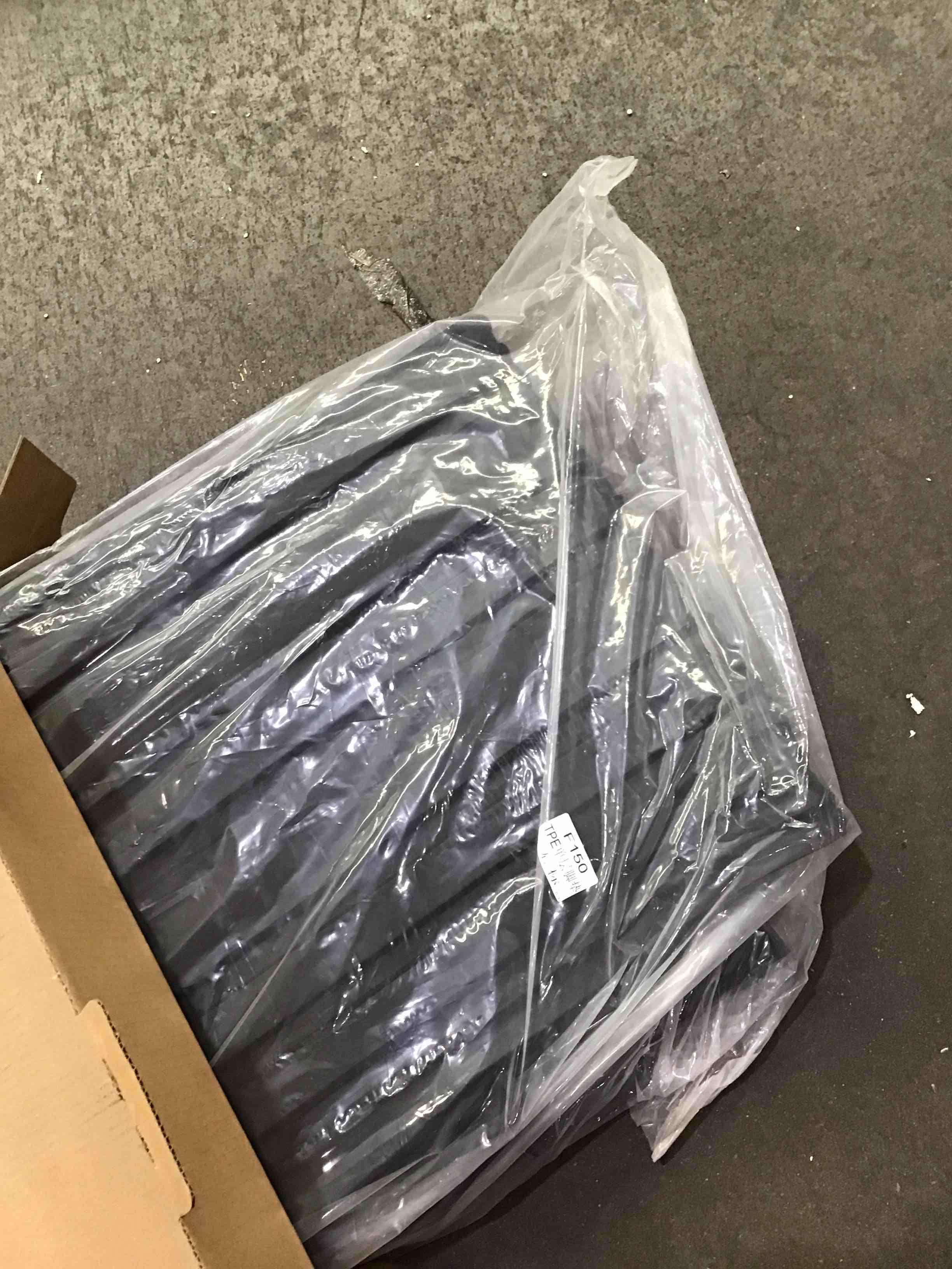 https://s3.amazonaws.com/lotting-images-prod/bidfta/TEA1216728_1752516648107.jpeg