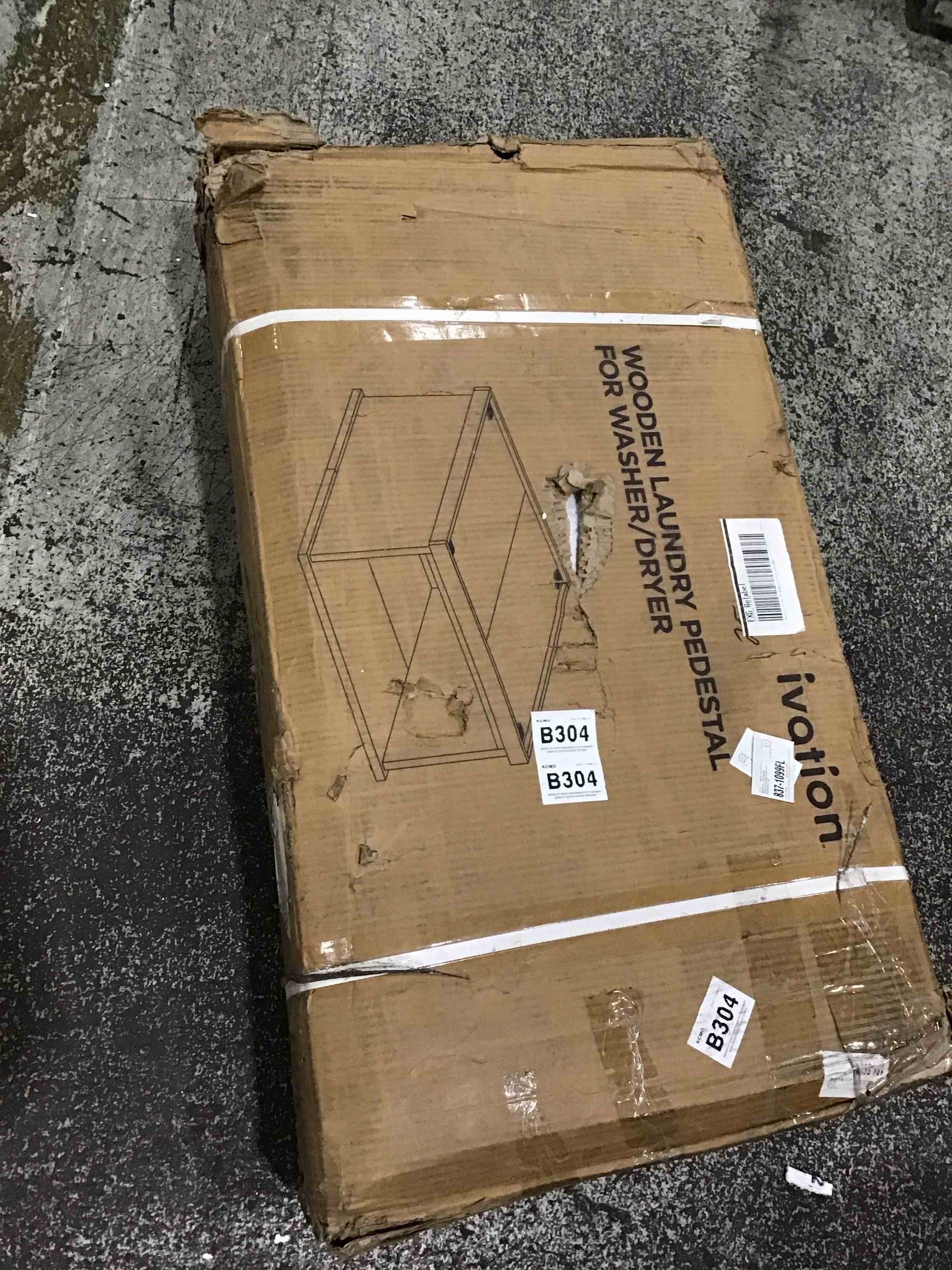 https://s3.amazonaws.com/lotting-images-prod/bidfta/TEA1216829_1752582299045.jpeg