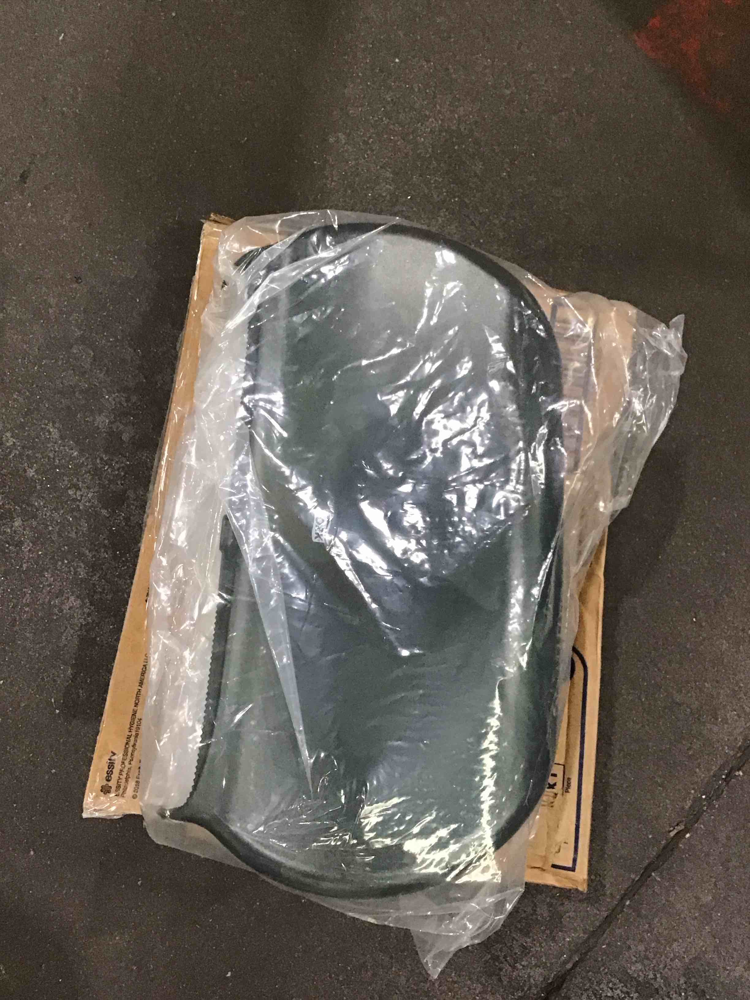 https://s3.amazonaws.com/lotting-images-prod/bidfta/TEA1216983_1752603297115.jpeg
