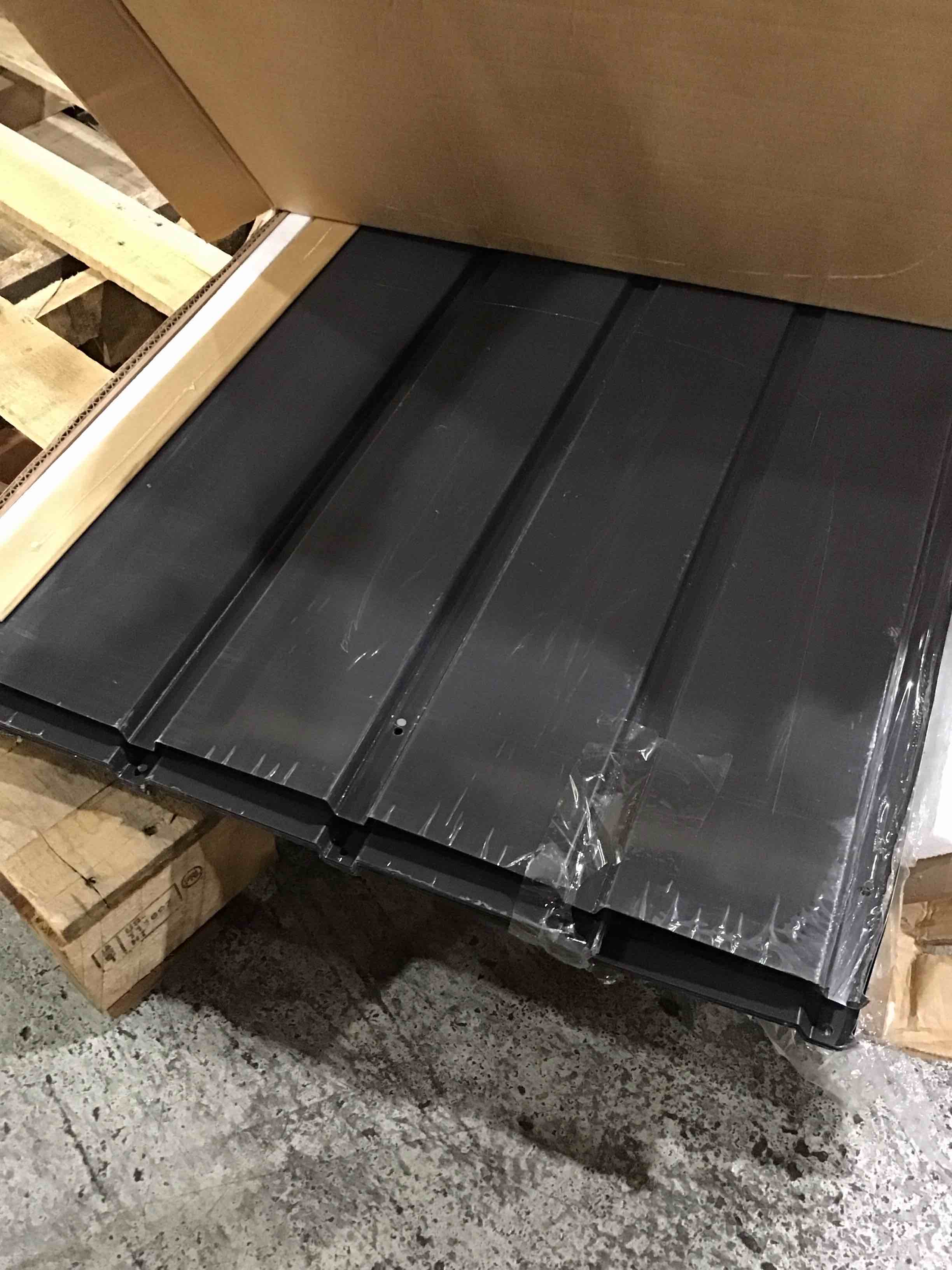 https://s3.amazonaws.com/lotting-images-prod/bidfta/TEA1217165_1752763821942.jpeg